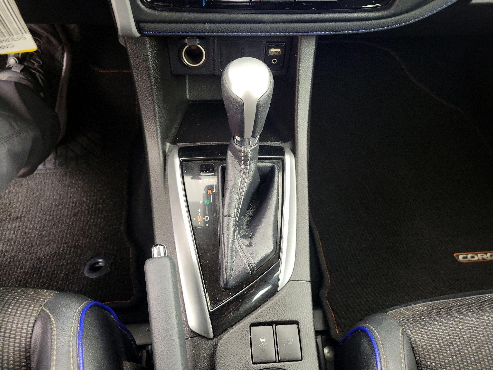 Thumbnail: 2019 Toyota Corolla - 17