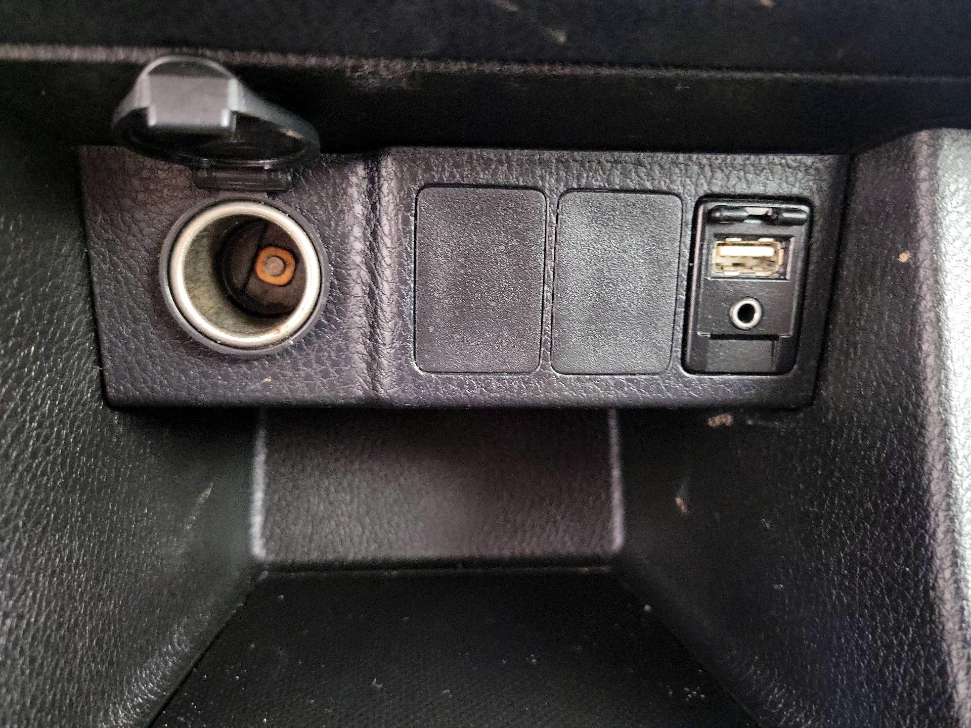 Thumbnail: 2019 Toyota Corolla - 18