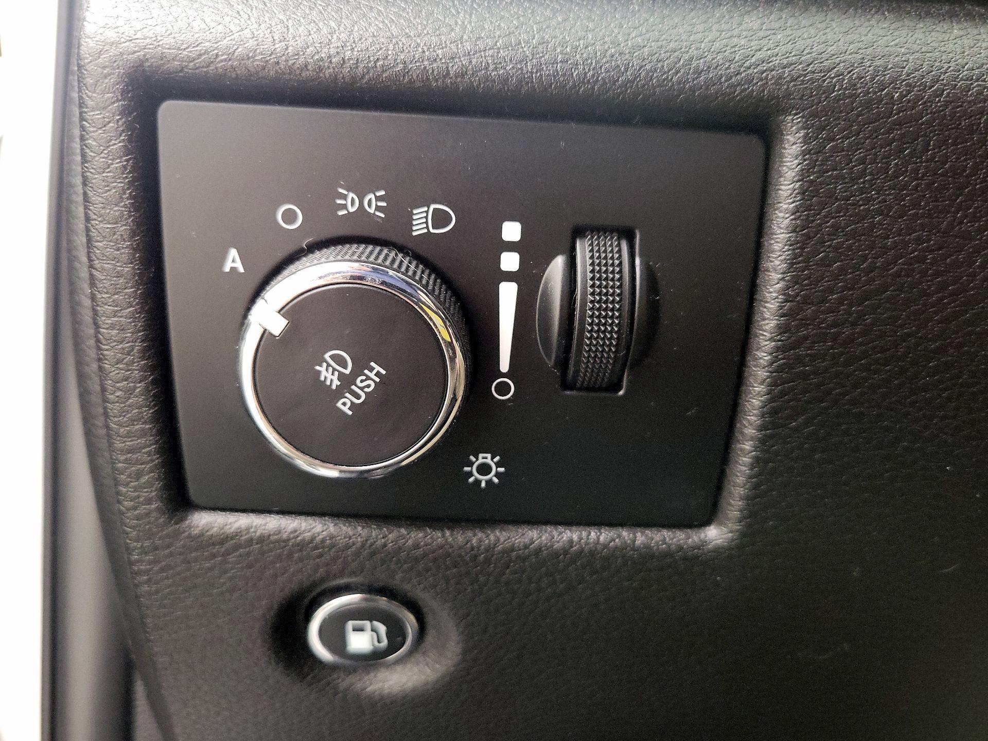 Thumbnail: 2019 Jeep Grand Cherokee - 13