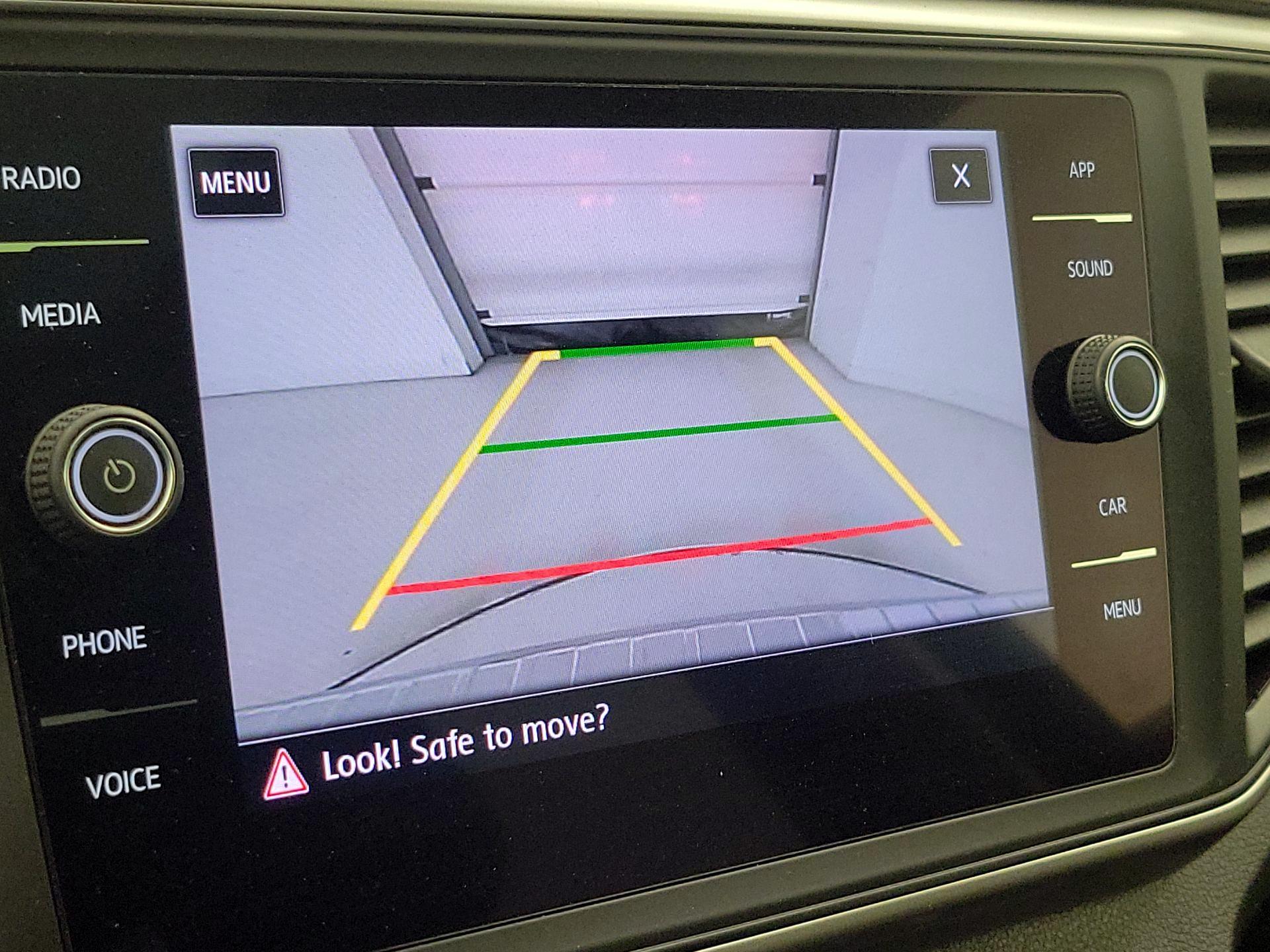 Thumbnail: 2021 Volkswagen Atlas - 14