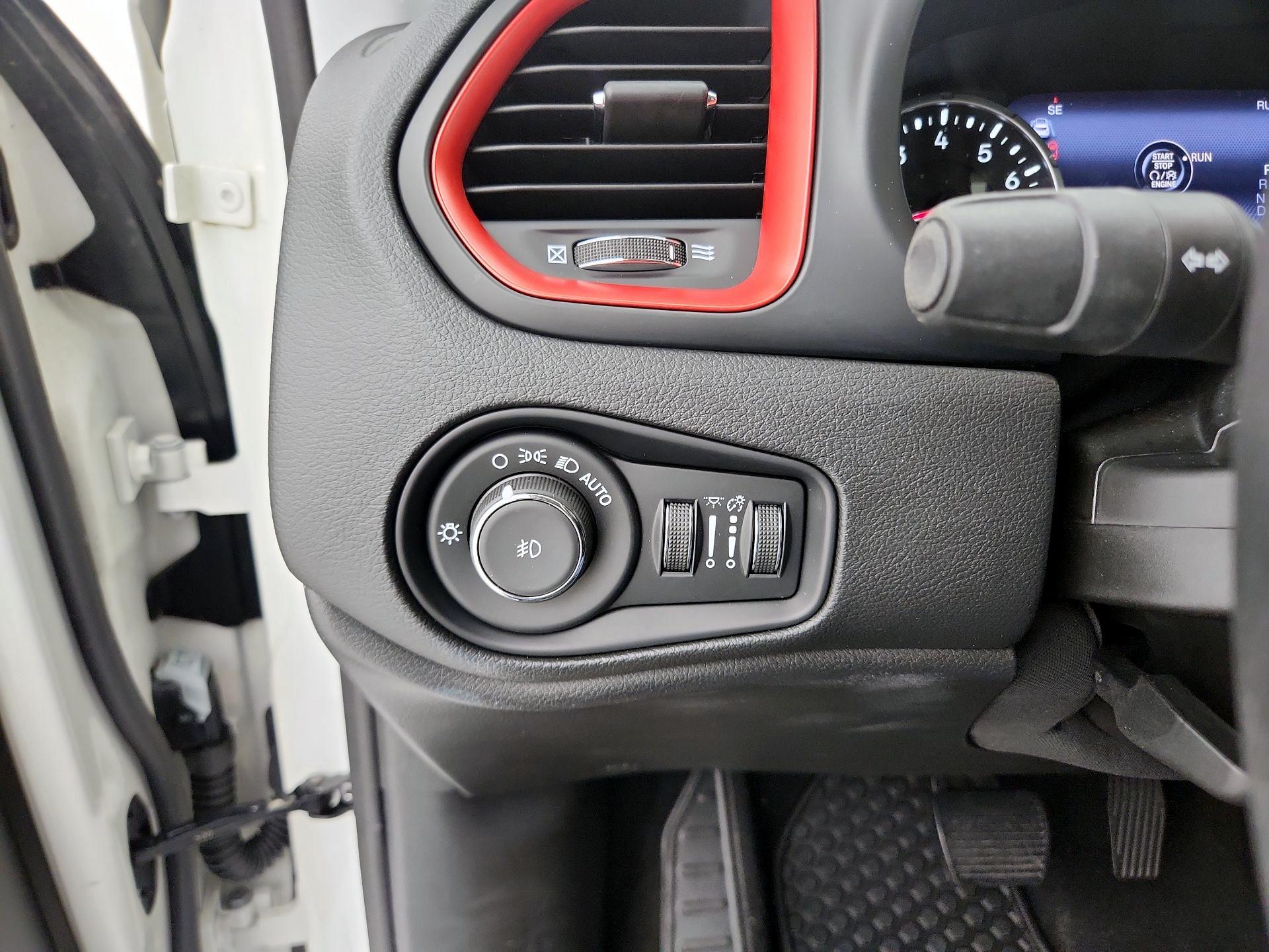 Thumbnail: 2023 Jeep Renegade - 13