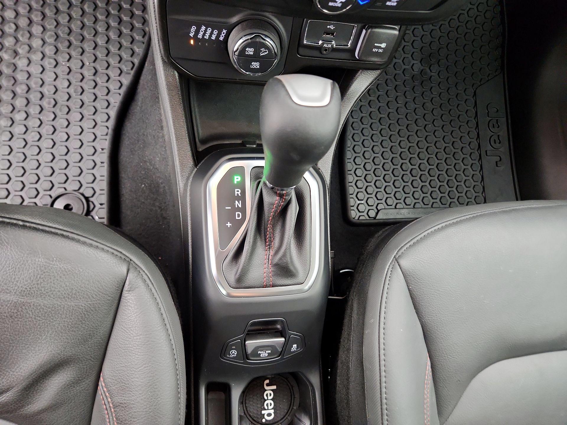 Thumbnail: 2023 Jeep Renegade - 18