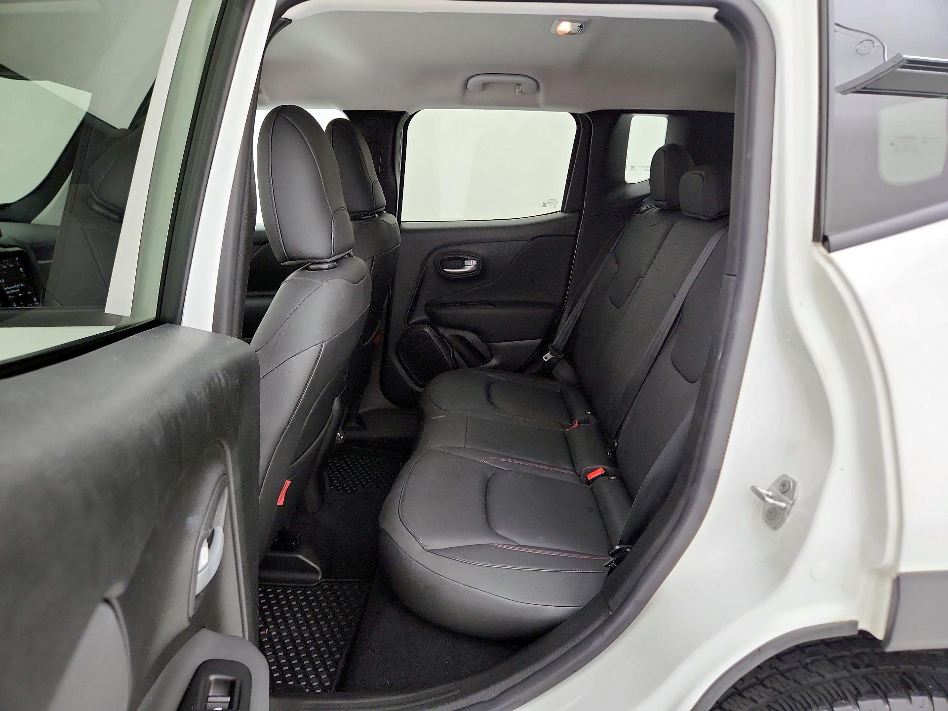 Thumbnail: 2023 Jeep Renegade - 20