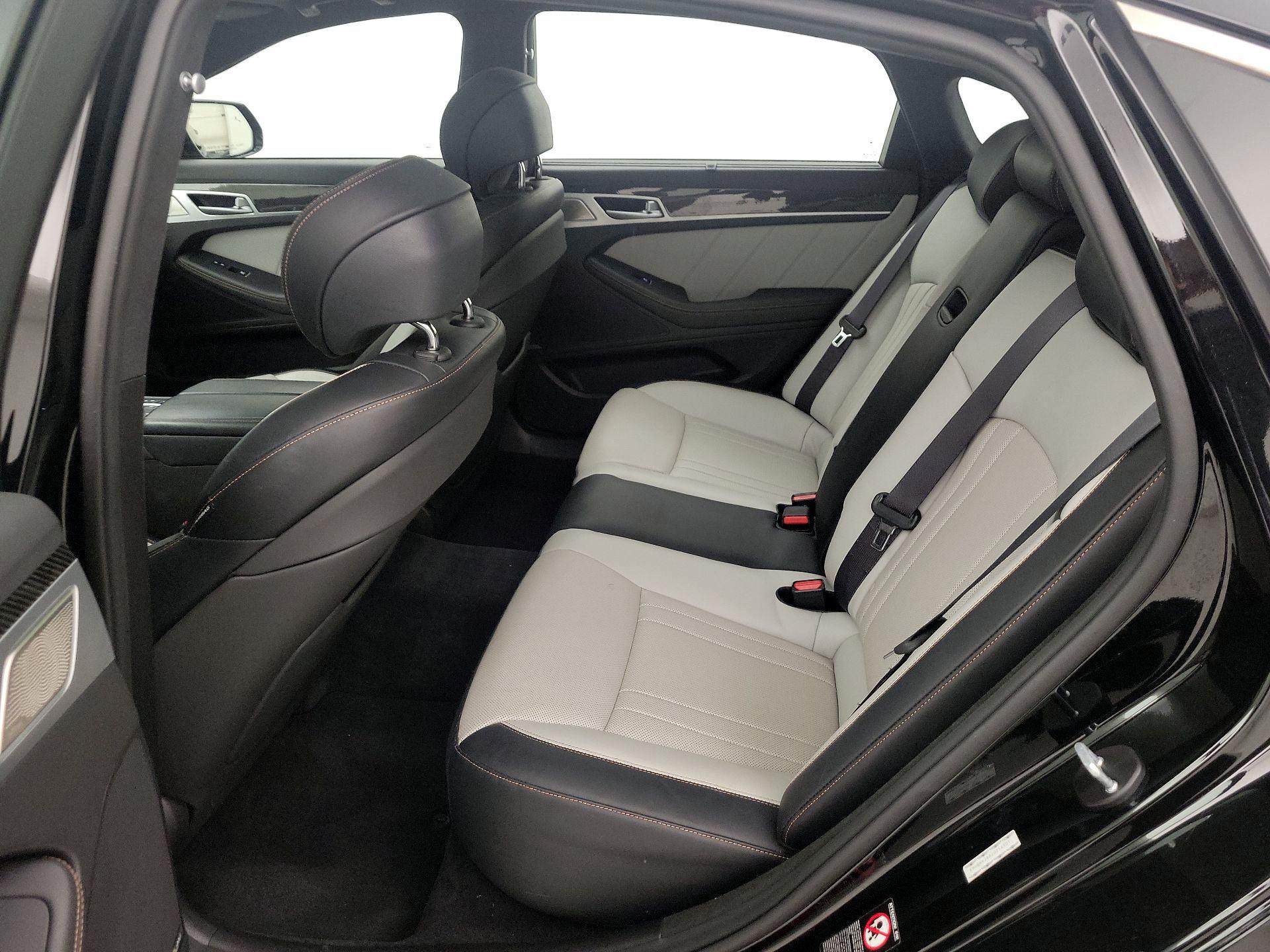 Thumbnail: 2018 Genesis G80 - 20