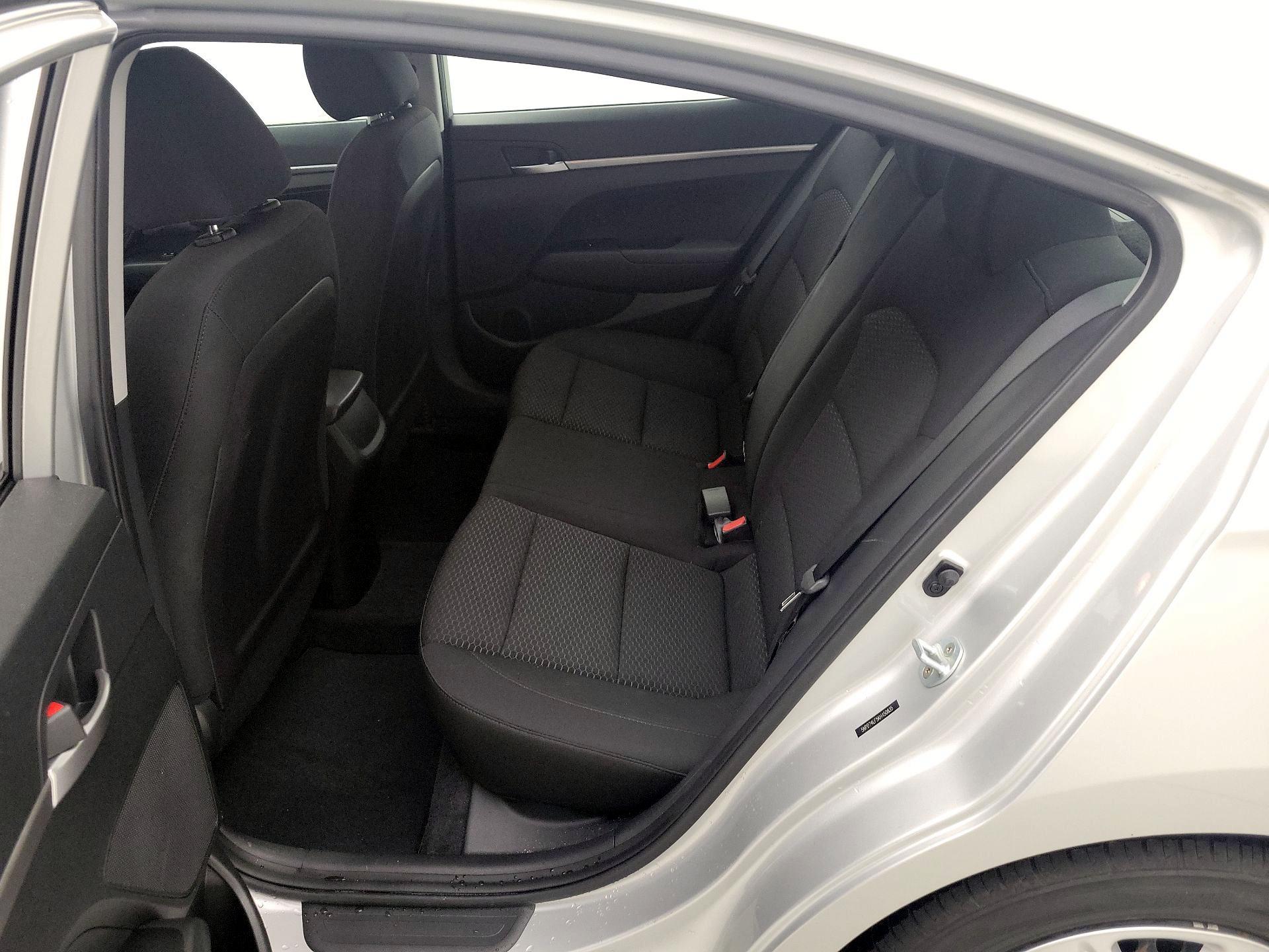 Thumbnail: 2019 Hyundai Elantra - 19