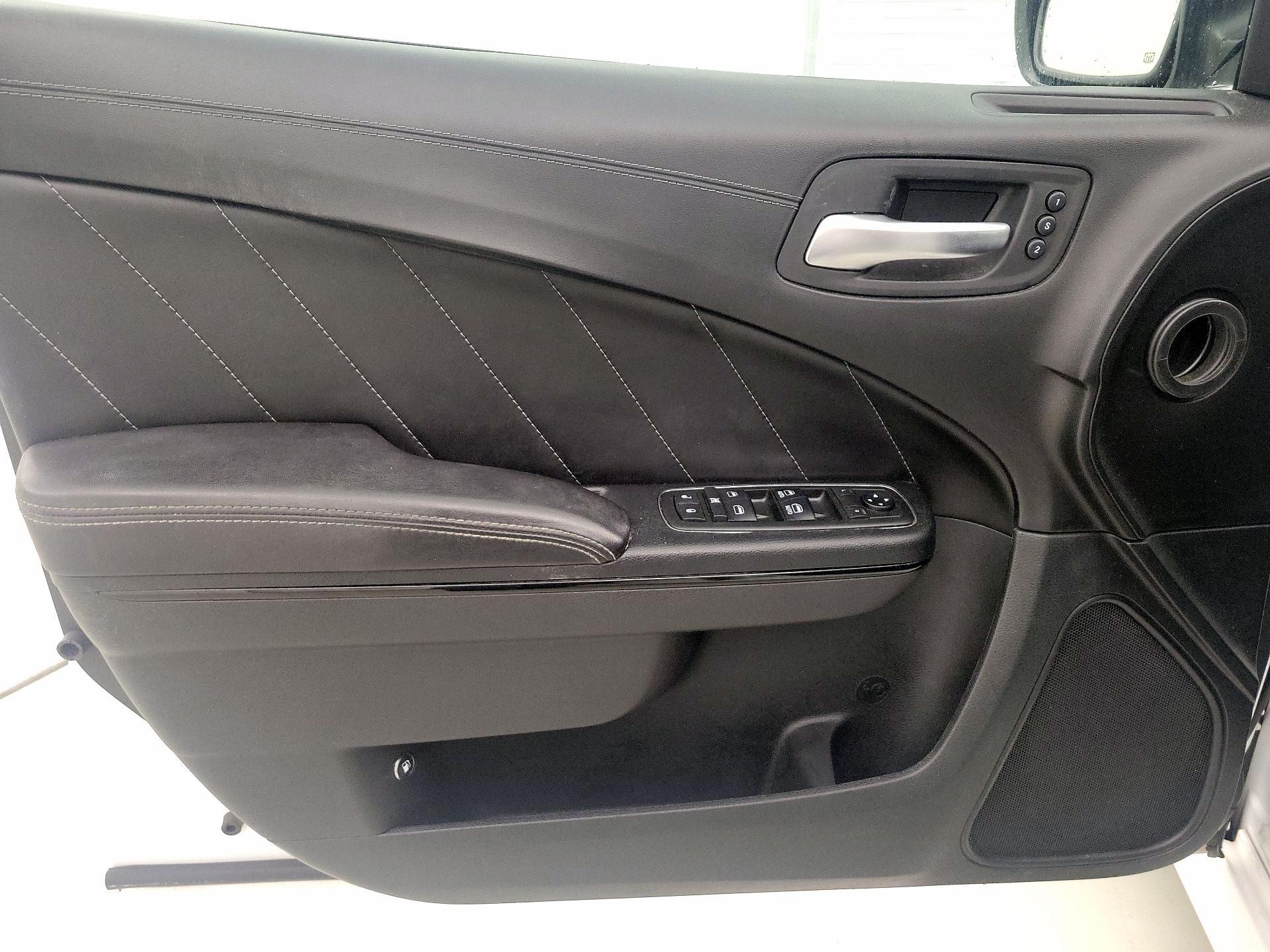 Thumbnail: 2019 Dodge Charger - 12