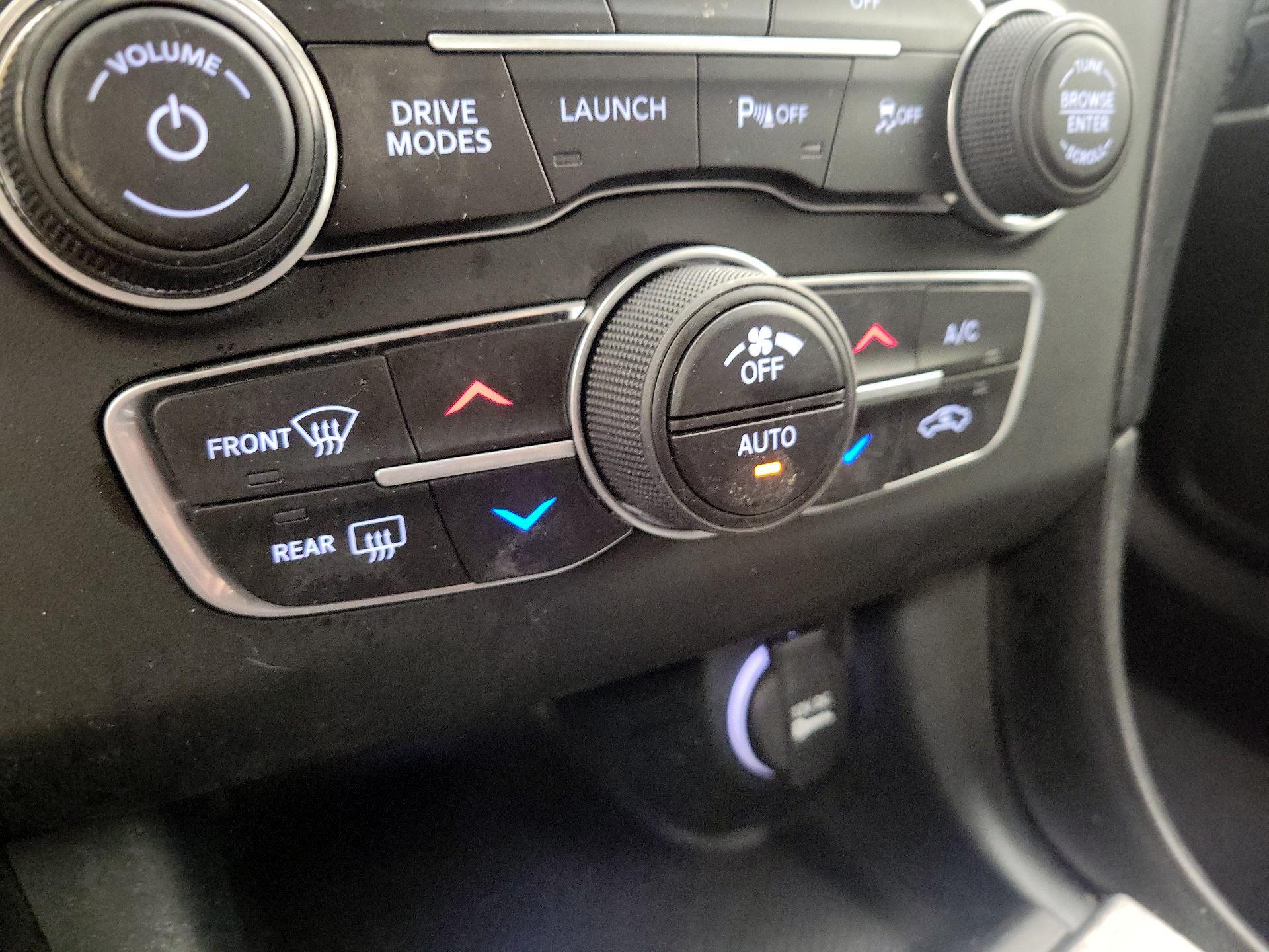 Thumbnail: 2019 Dodge Charger - 17