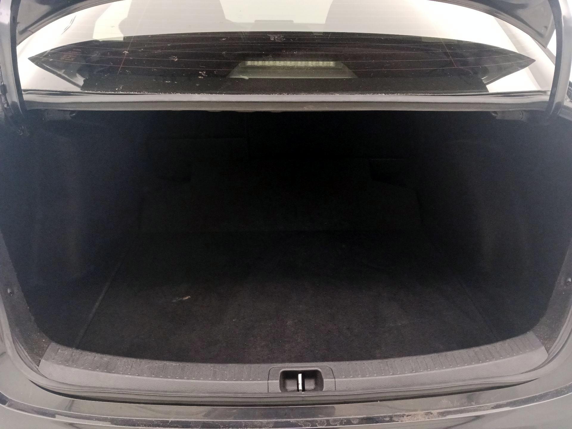 Thumbnail: 2021 Toyota Corolla - 20