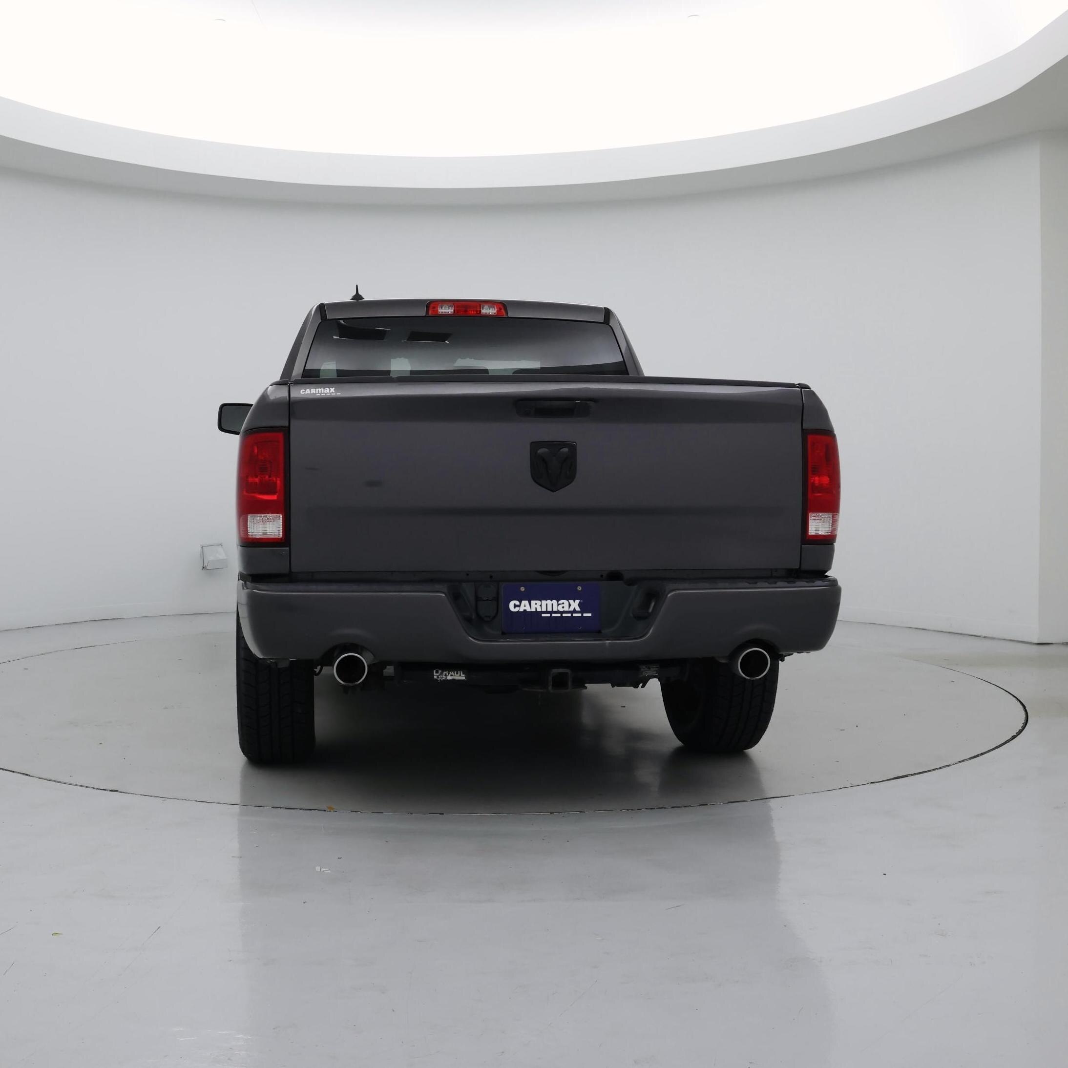 Thumbnail: 2019 RAM 1500 Classic - 6