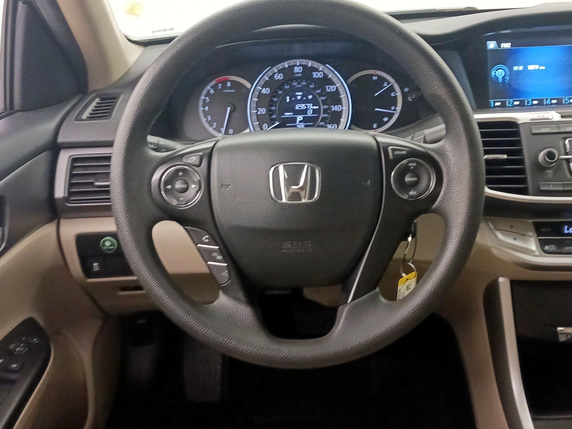 Thumbnail: 2015 Honda Accord - 10