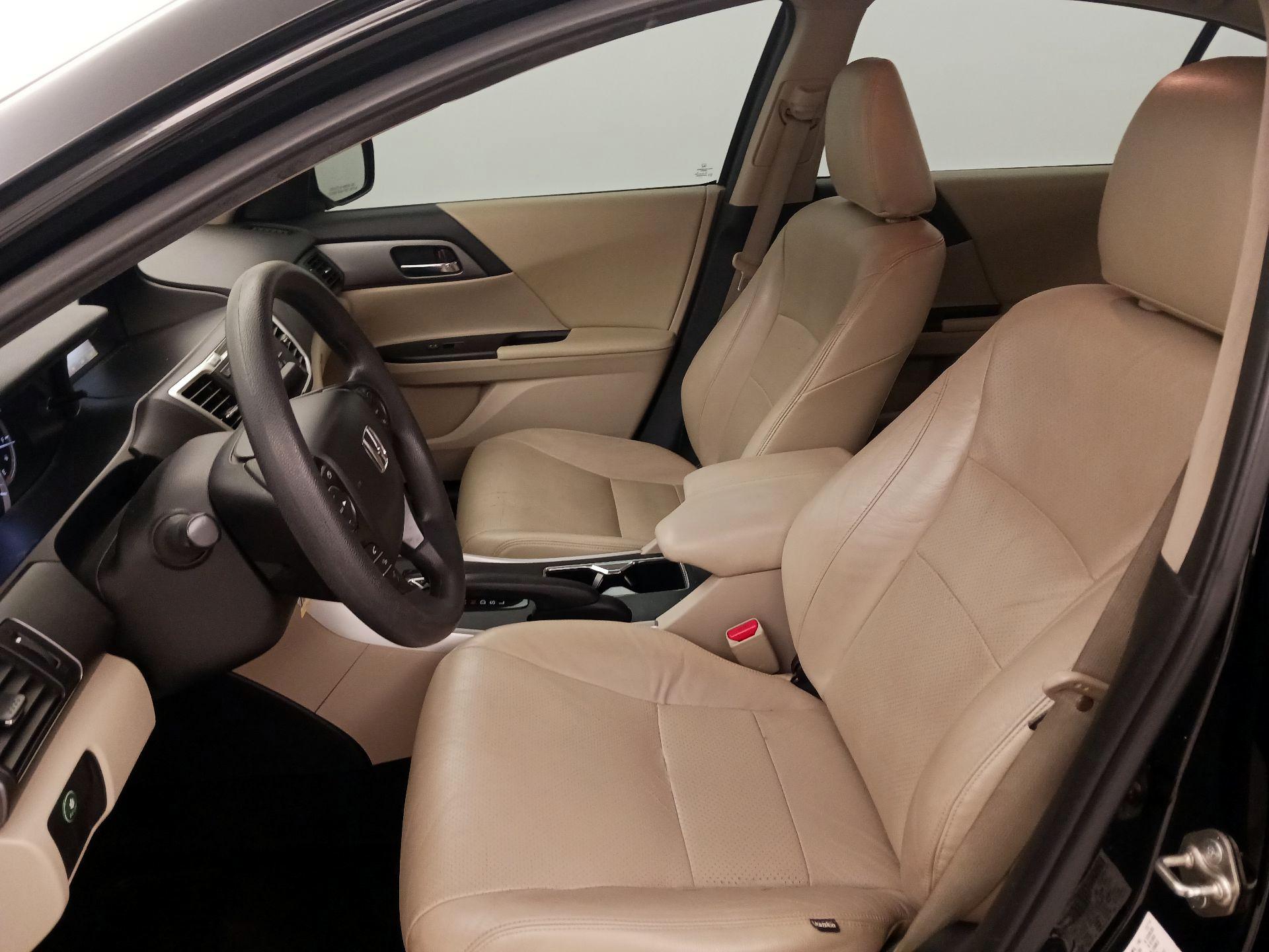 Thumbnail: 2015 Honda Accord - 11