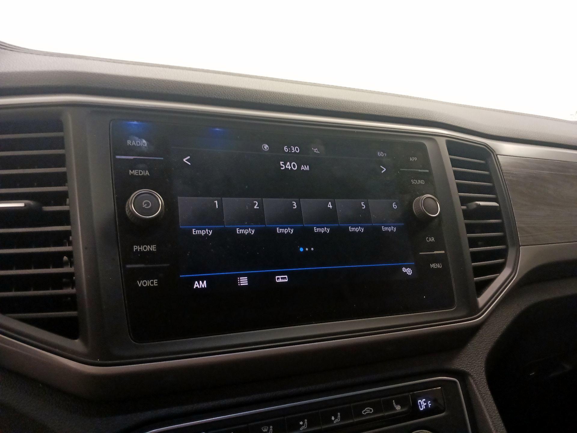 Thumbnail: 2020 Volkswagen Atlas - 15