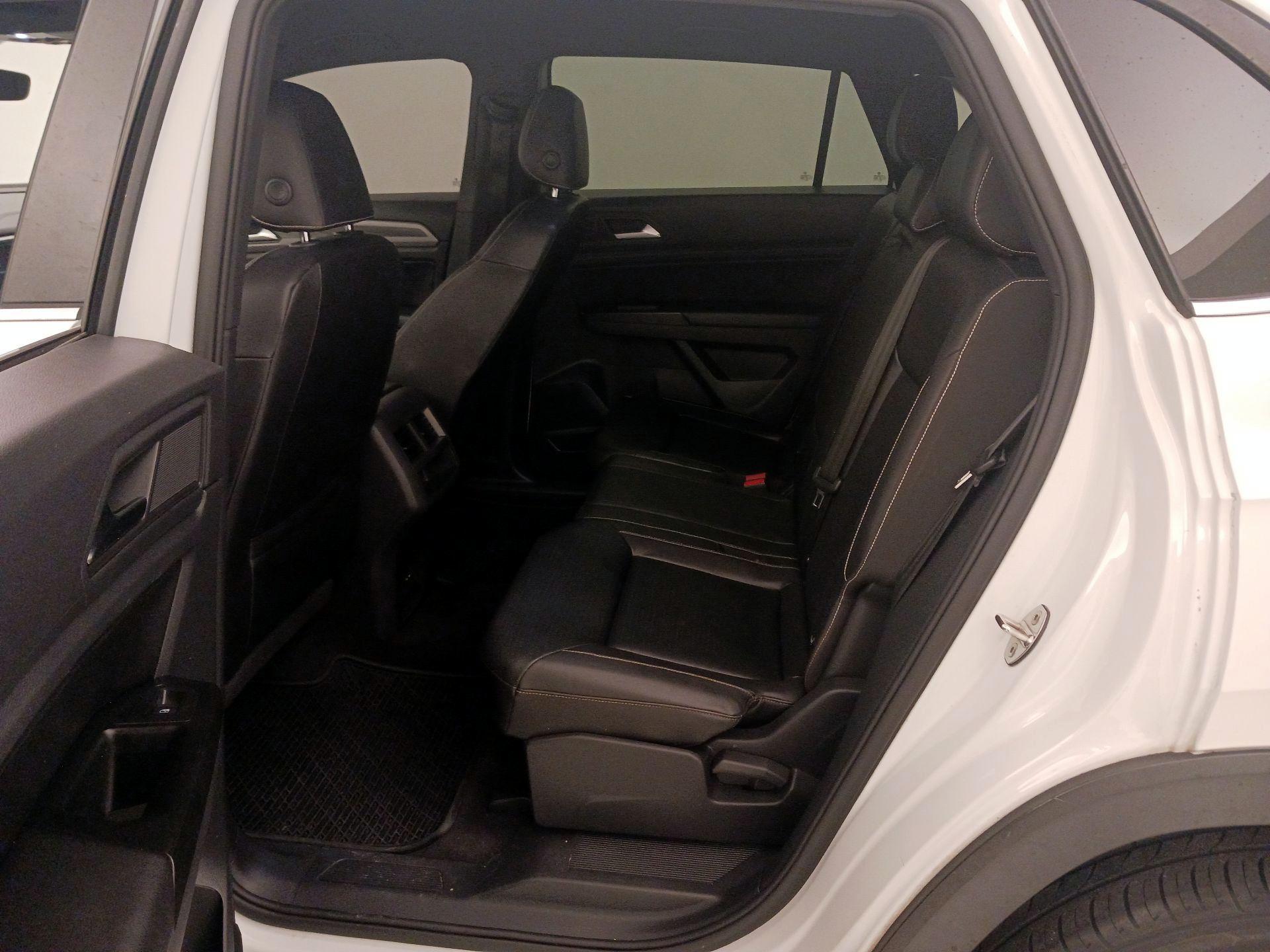 Thumbnail: 2020 Volkswagen Atlas - 19