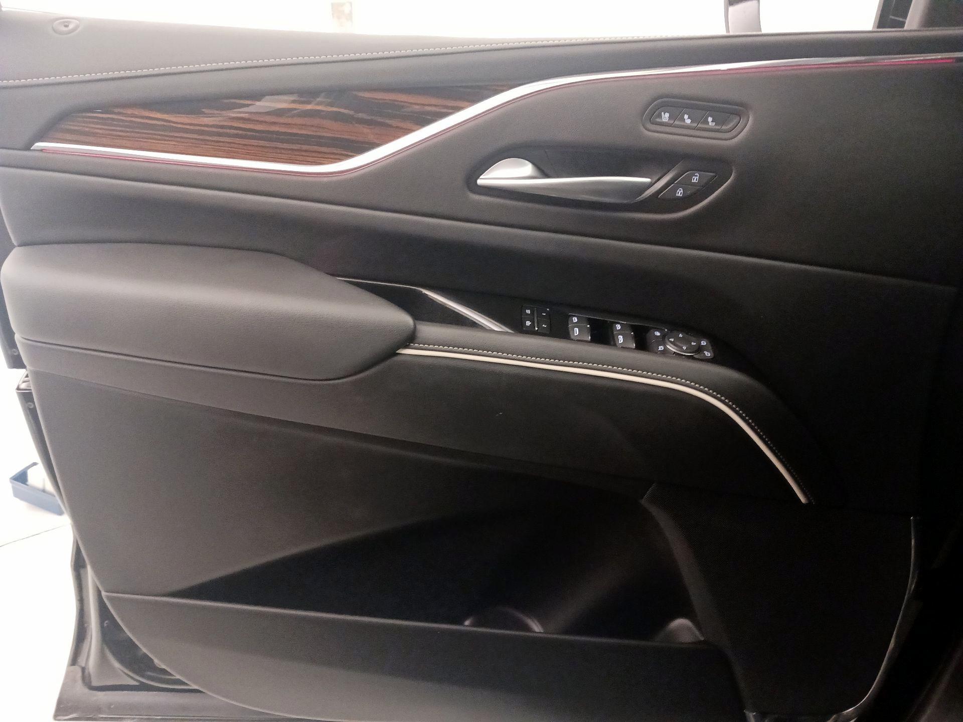 Thumbnail: 2023 Cadillac Escalade - 12