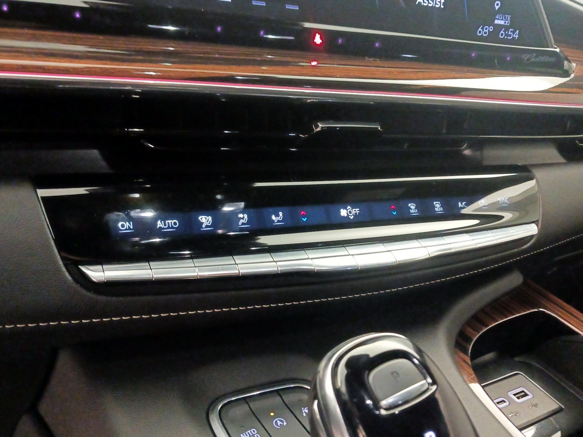 Thumbnail: 2023 Cadillac Escalade - 17