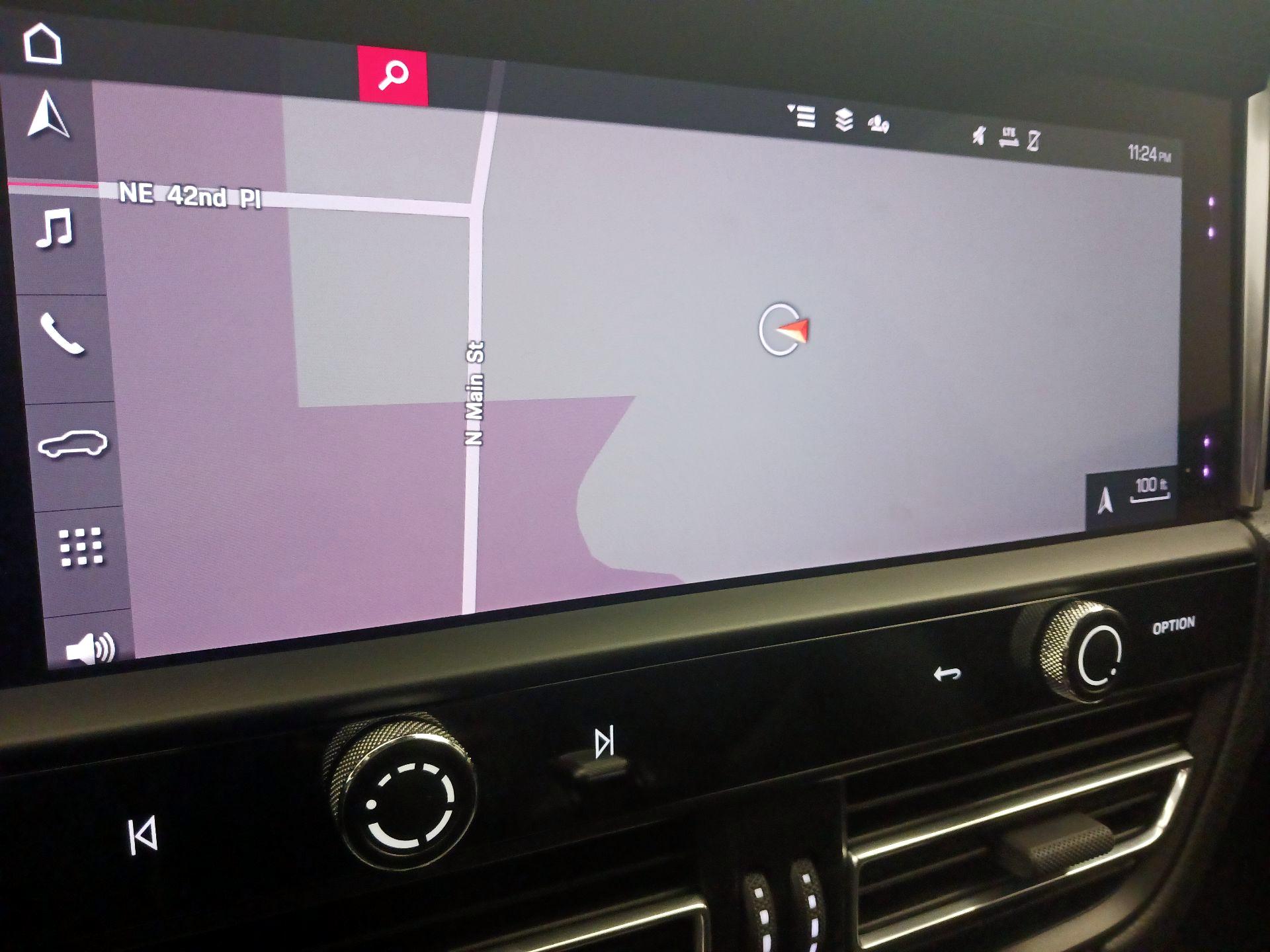 Thumbnail: 2022 Porsche Macan - 14