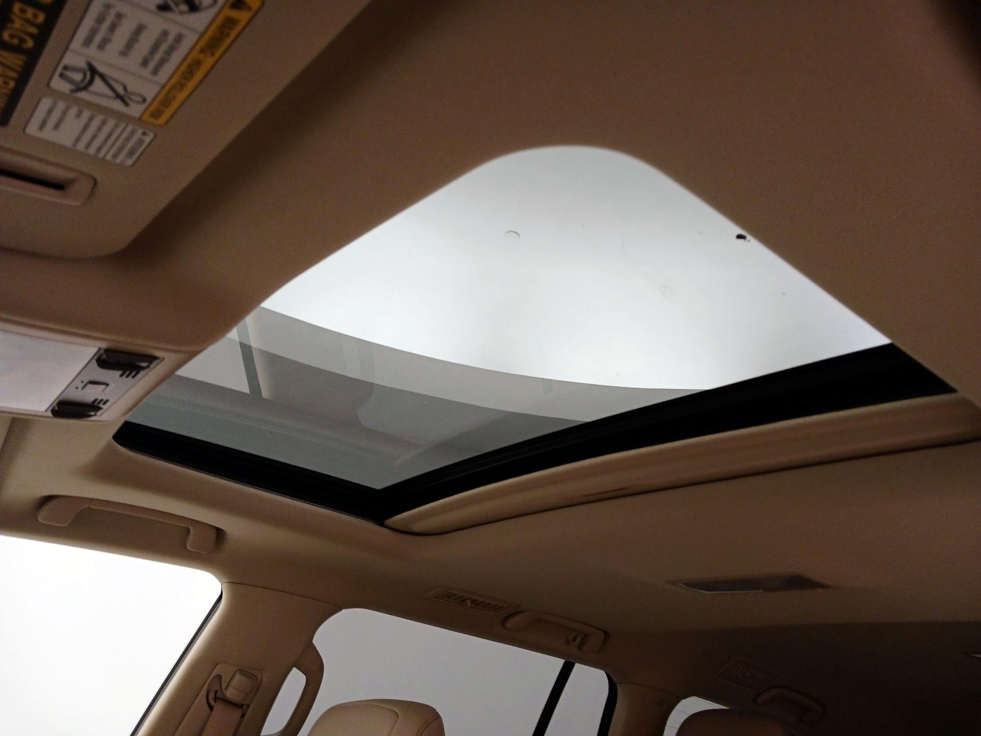 Thumbnail: 2014 Lexus LX - 20