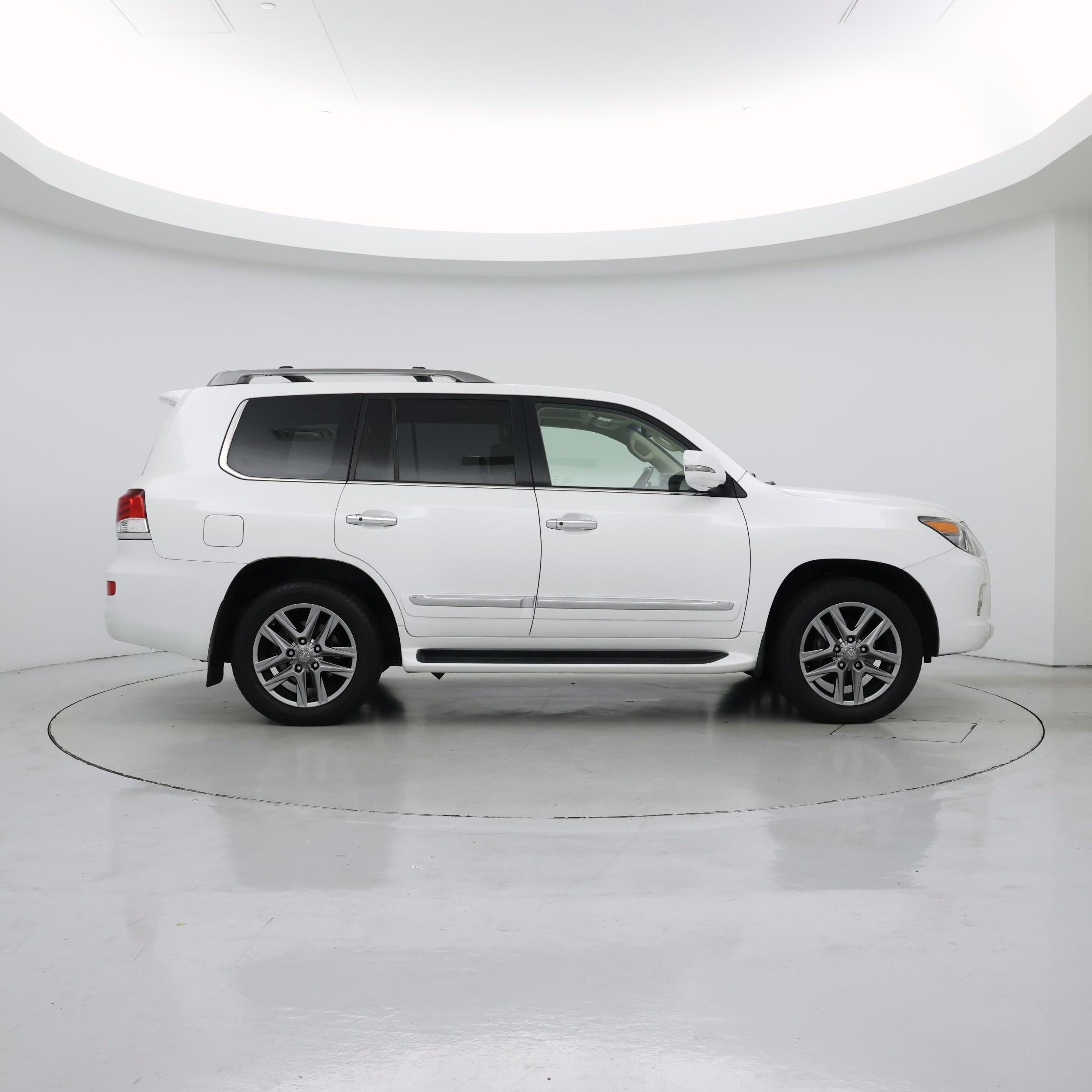 Thumbnail: 2014 Lexus LX - 7