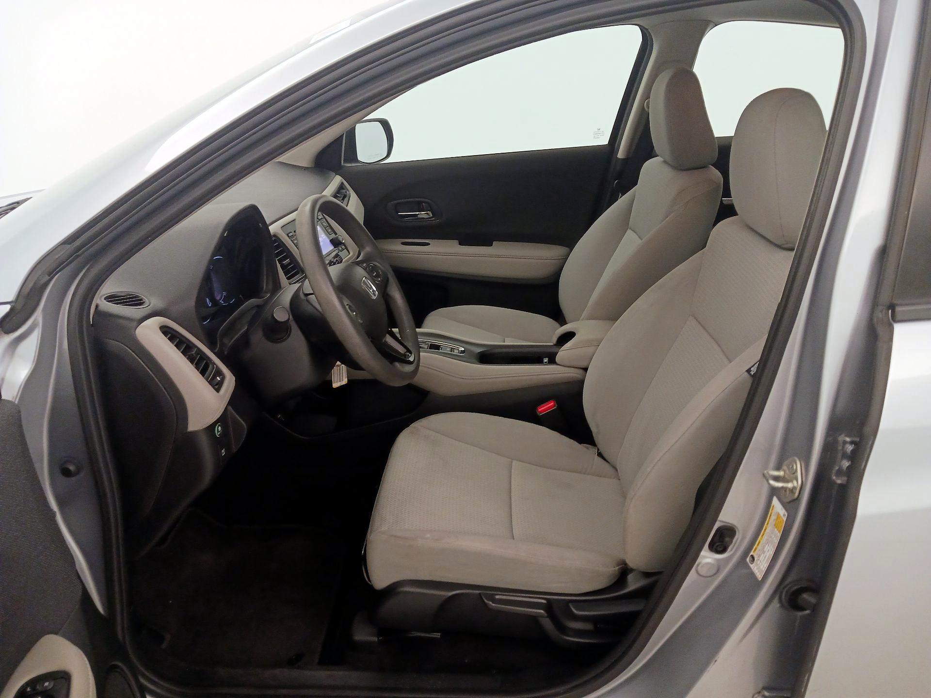 Thumbnail: 2019 Honda HR-V - 11