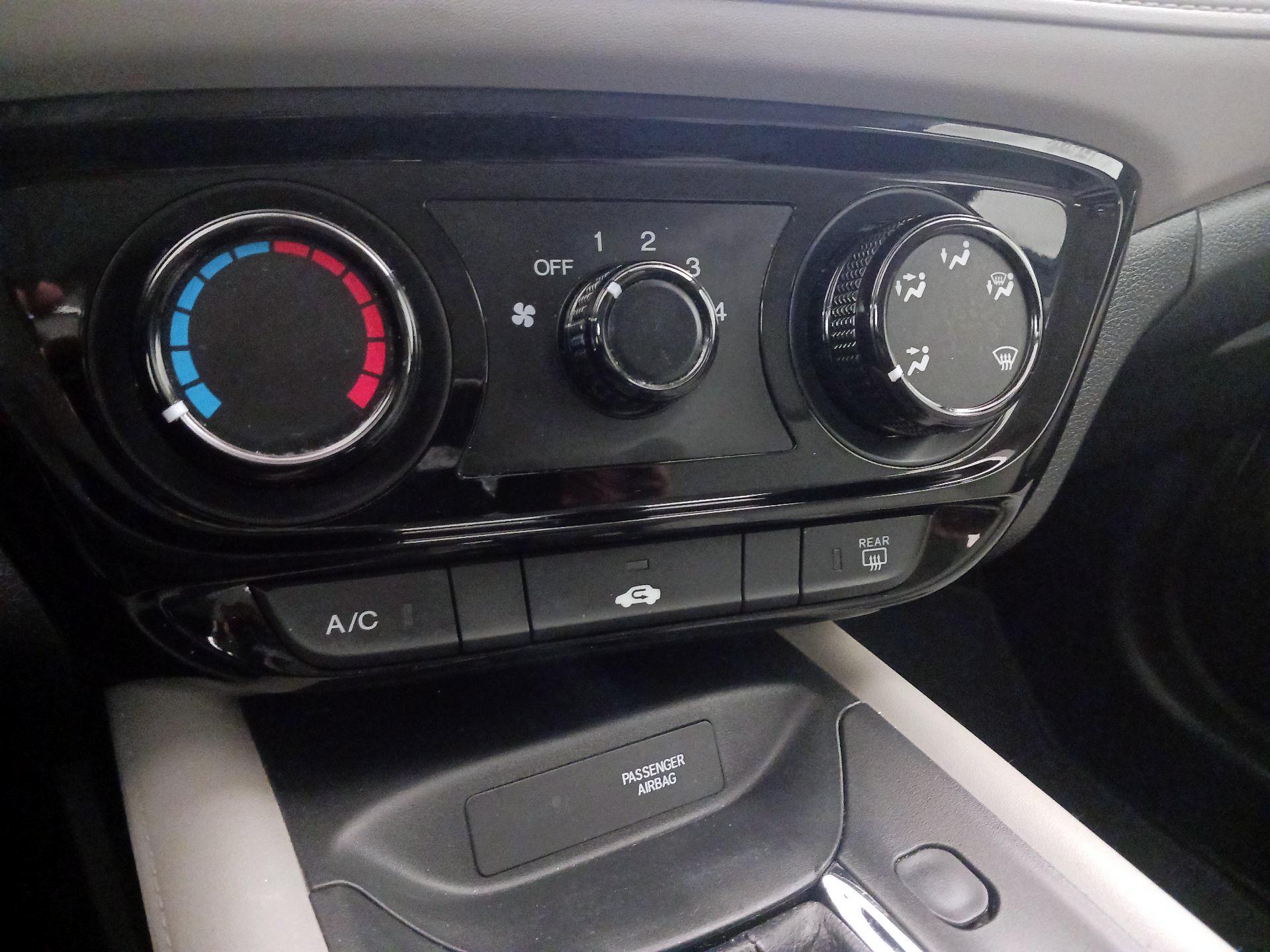 Thumbnail: 2019 Honda HR-V - 16