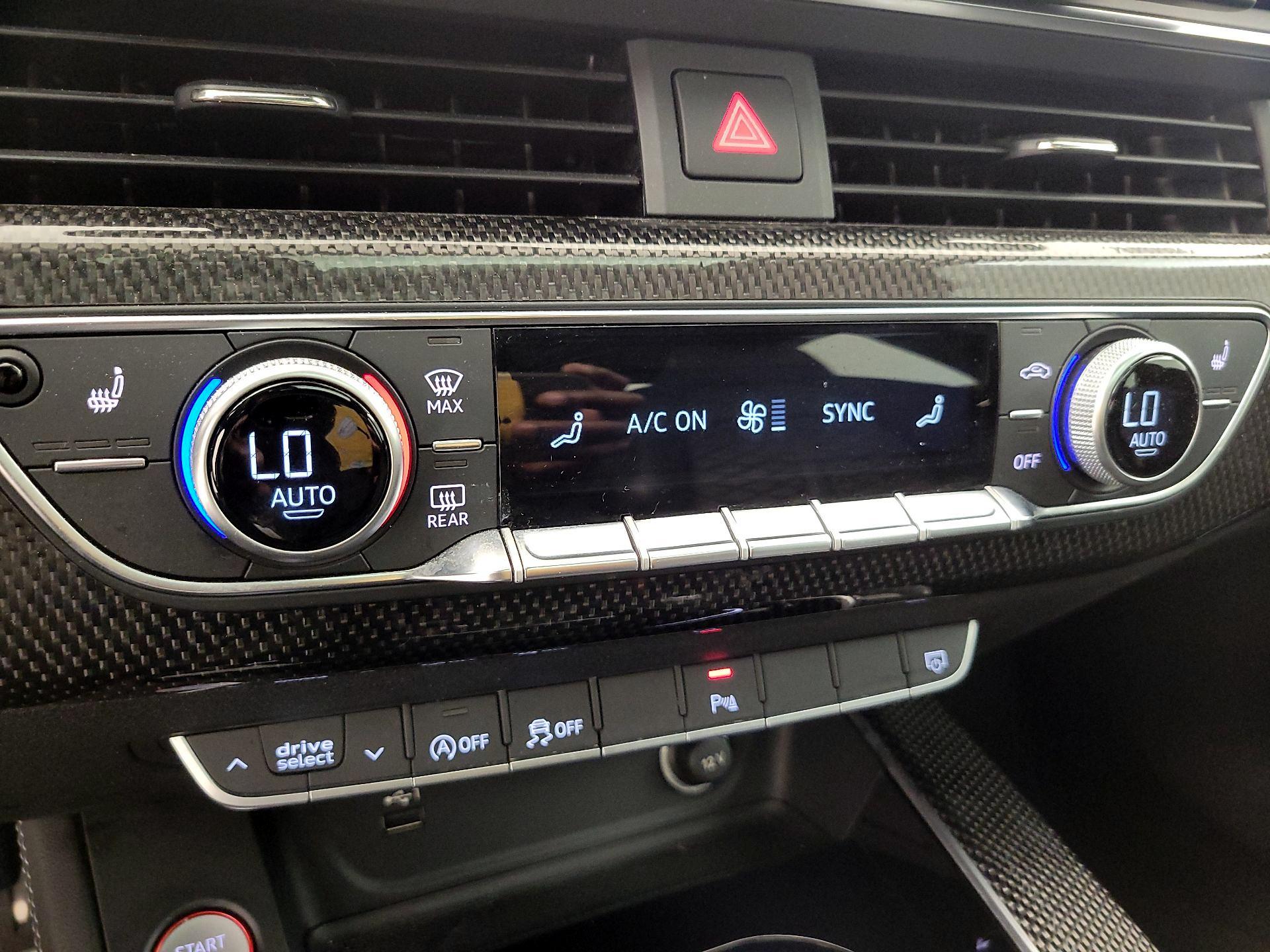 Thumbnail: 2021 Audi S4 - 16