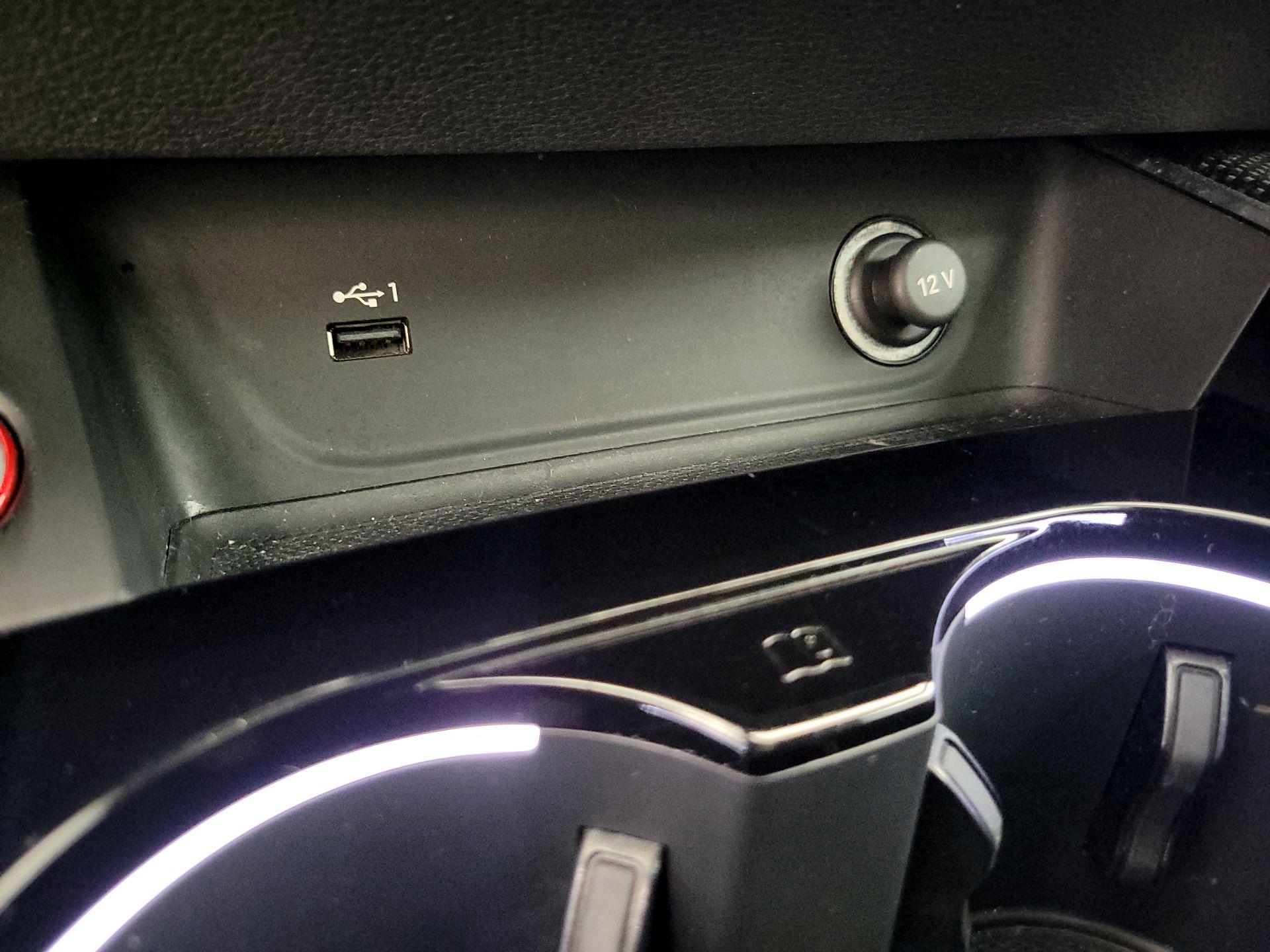 Thumbnail: 2021 Audi S4 - 18