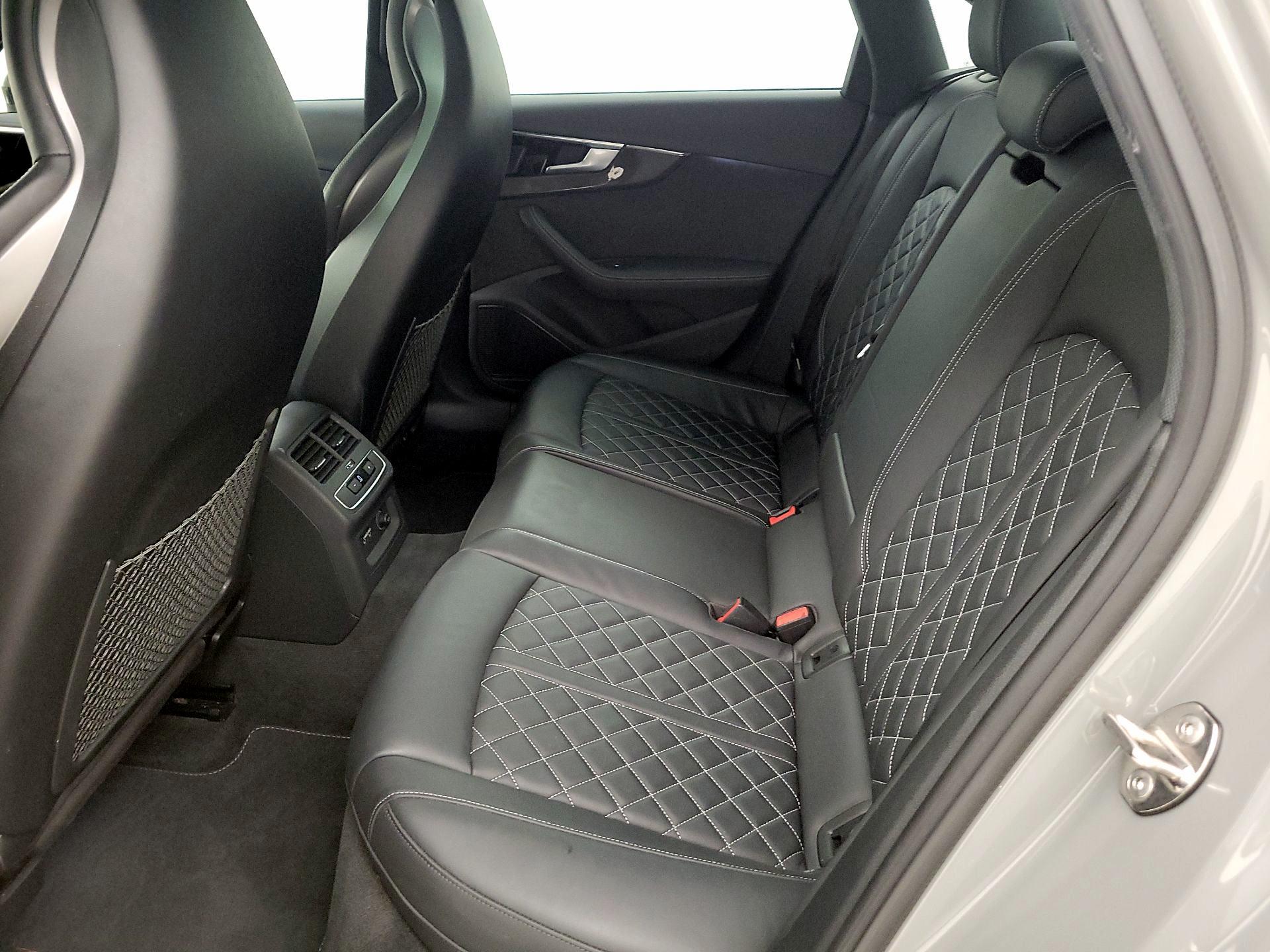 Thumbnail: 2021 Audi S4 - 20