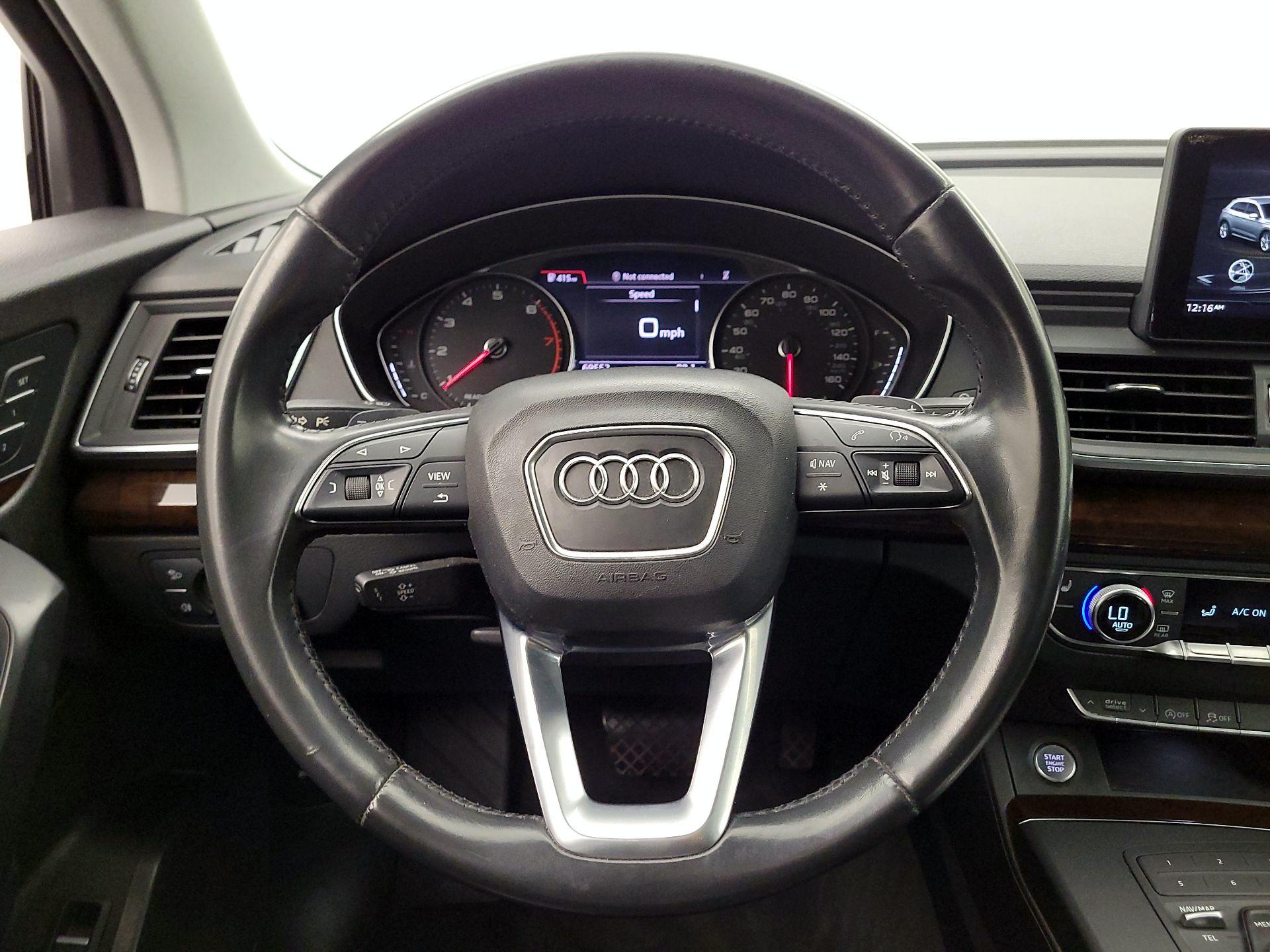 Thumbnail: 2020 Audi Q5 - 10