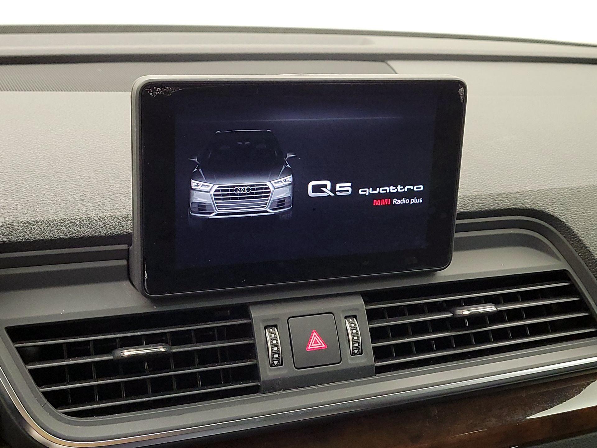 Thumbnail: 2020 Audi Q5 - 15