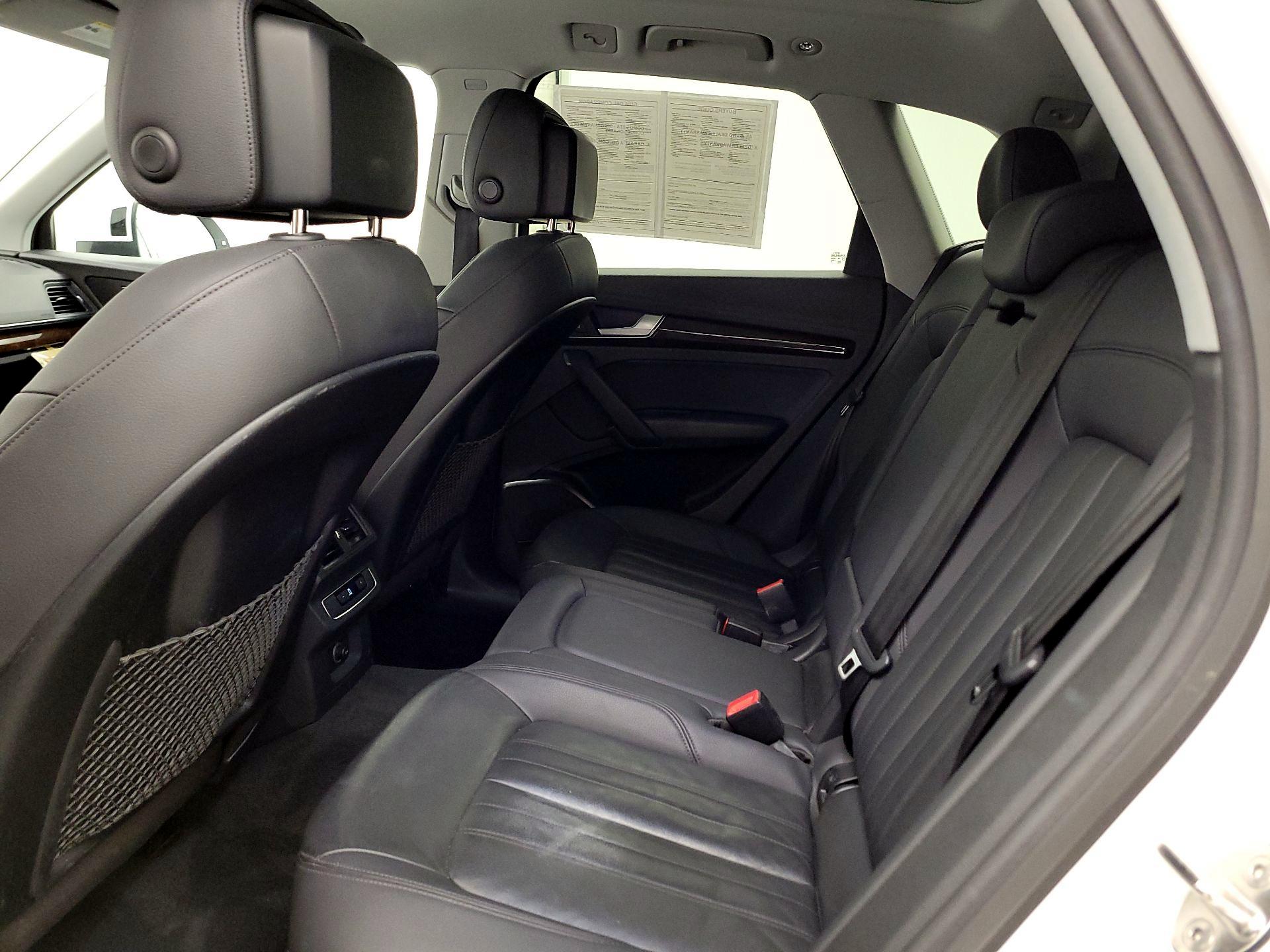 Thumbnail: 2020 Audi Q5 - 19