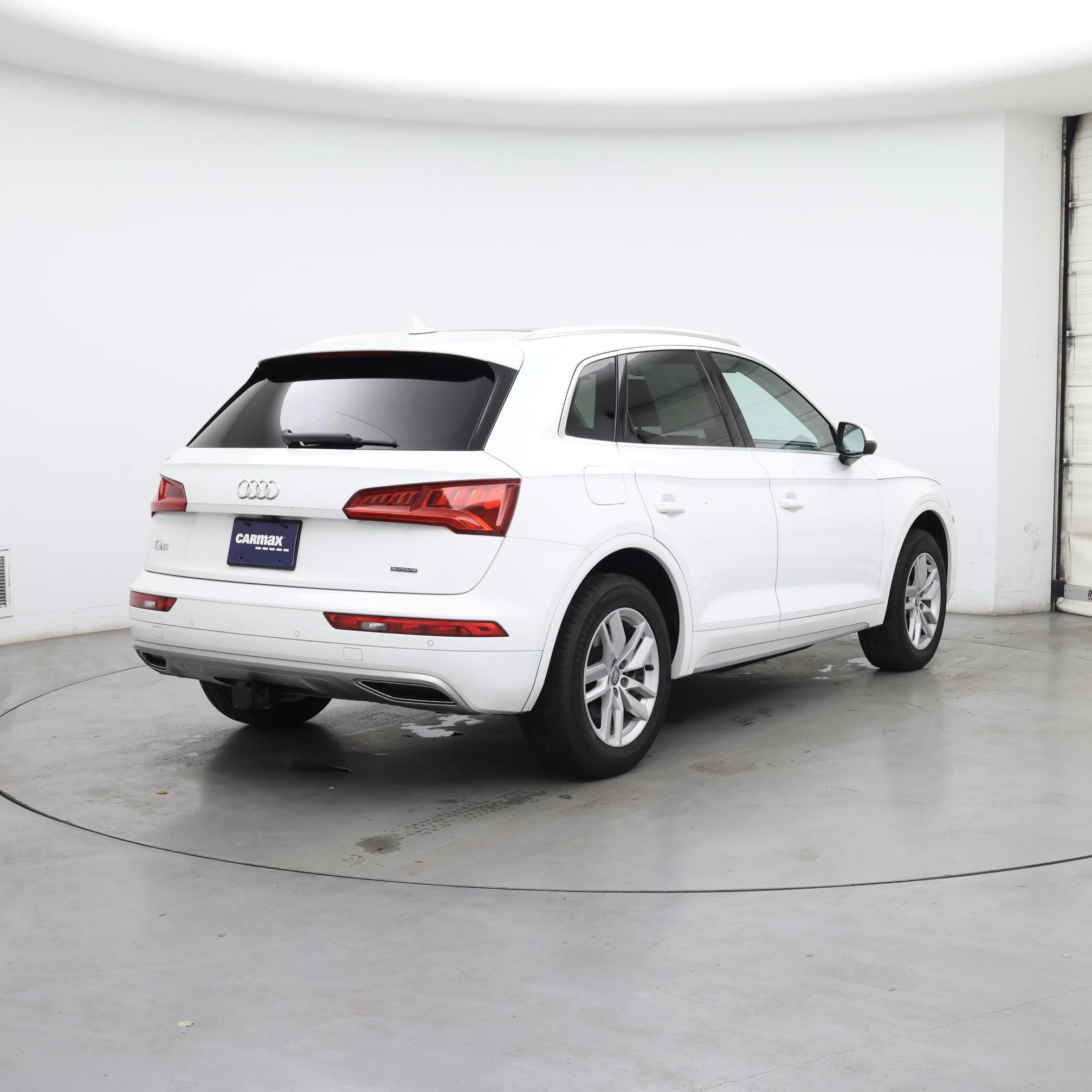 Thumbnail: 2020 Audi Q5 - 8