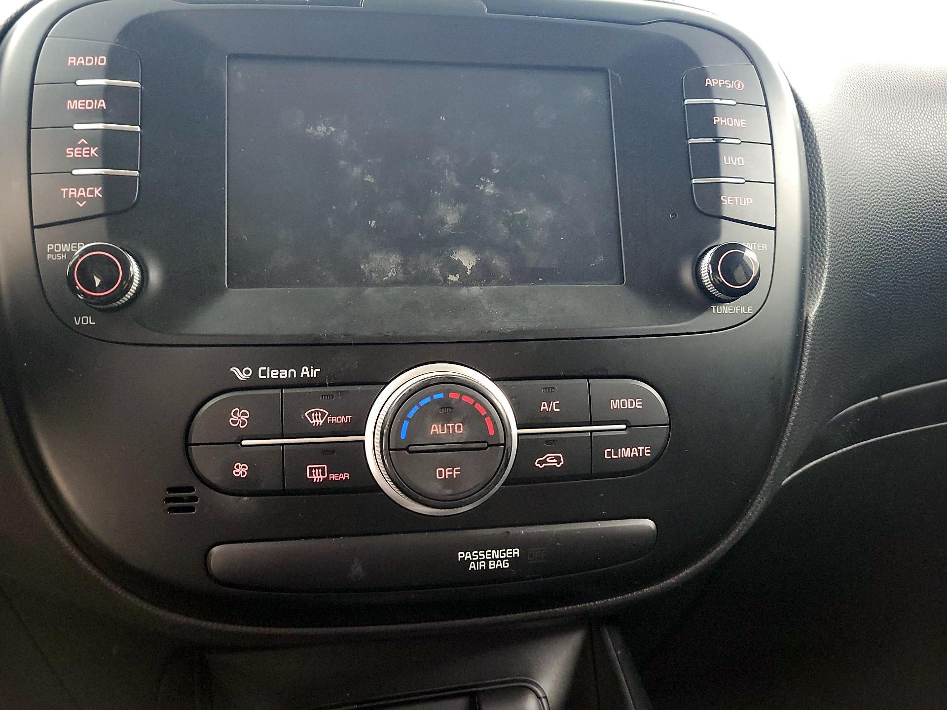 Thumbnail: 2018 Kia Soul - 16