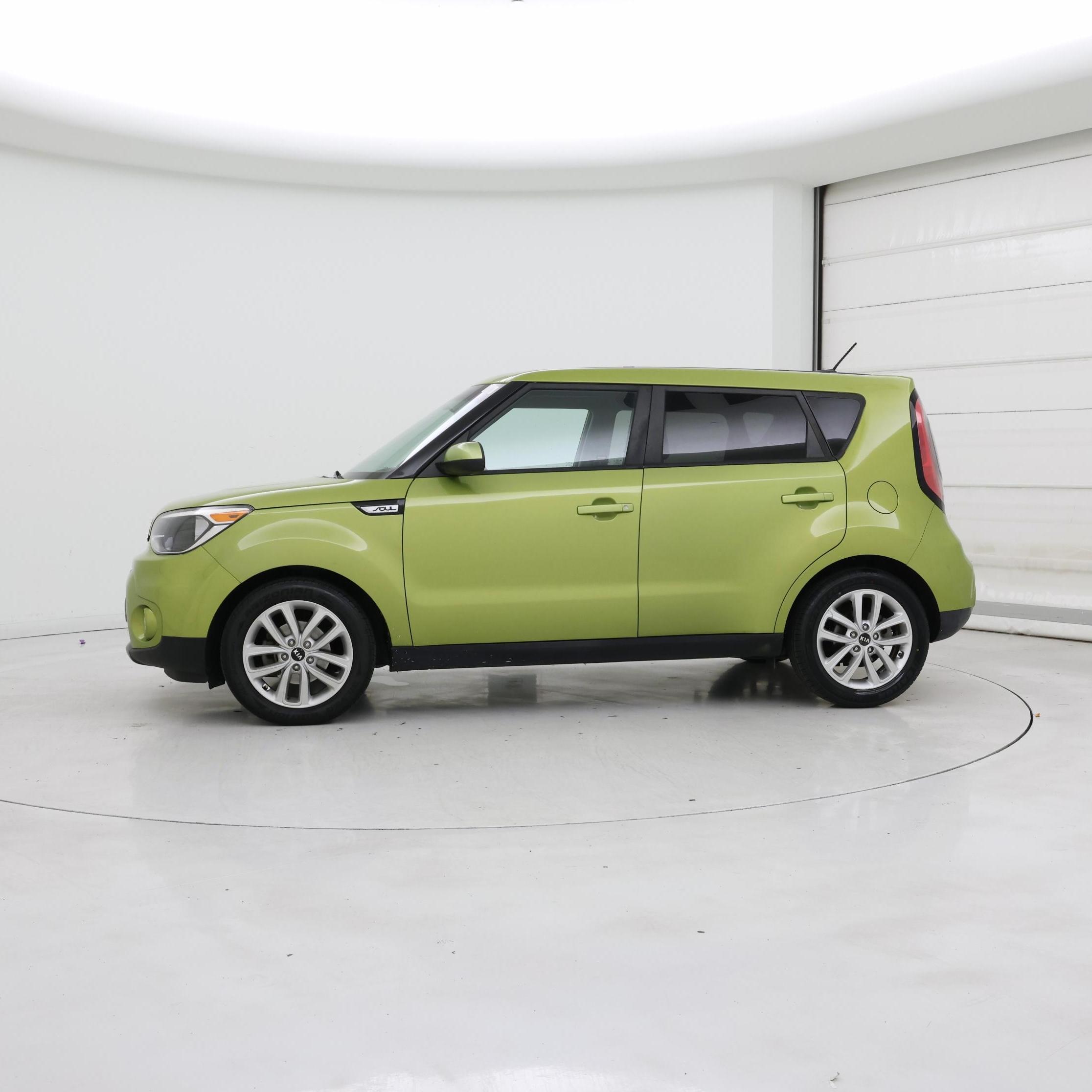 Thumbnail: 2018 Kia Soul - 3
