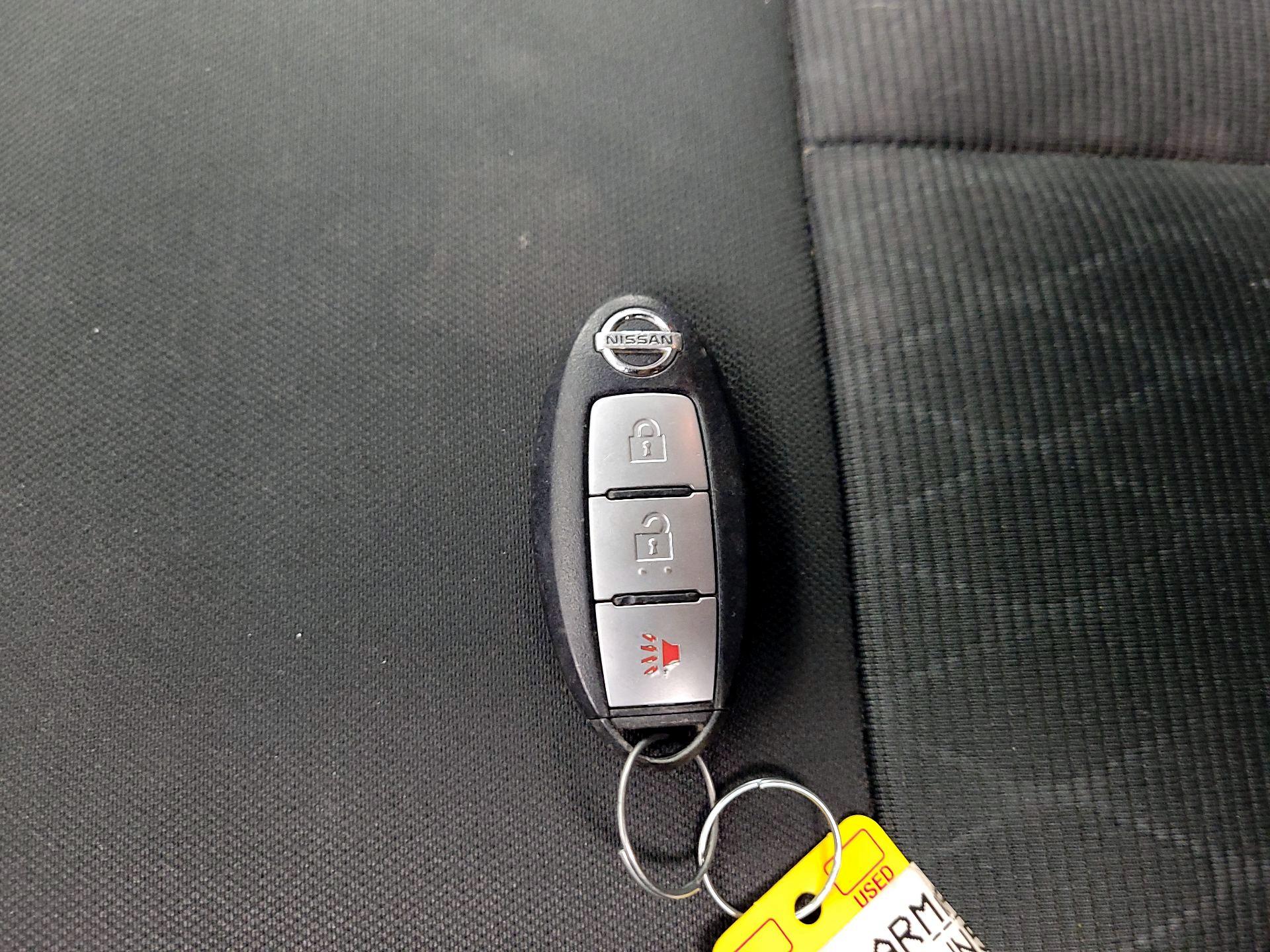 Thumbnail: 2018 Nissan Titan - 18