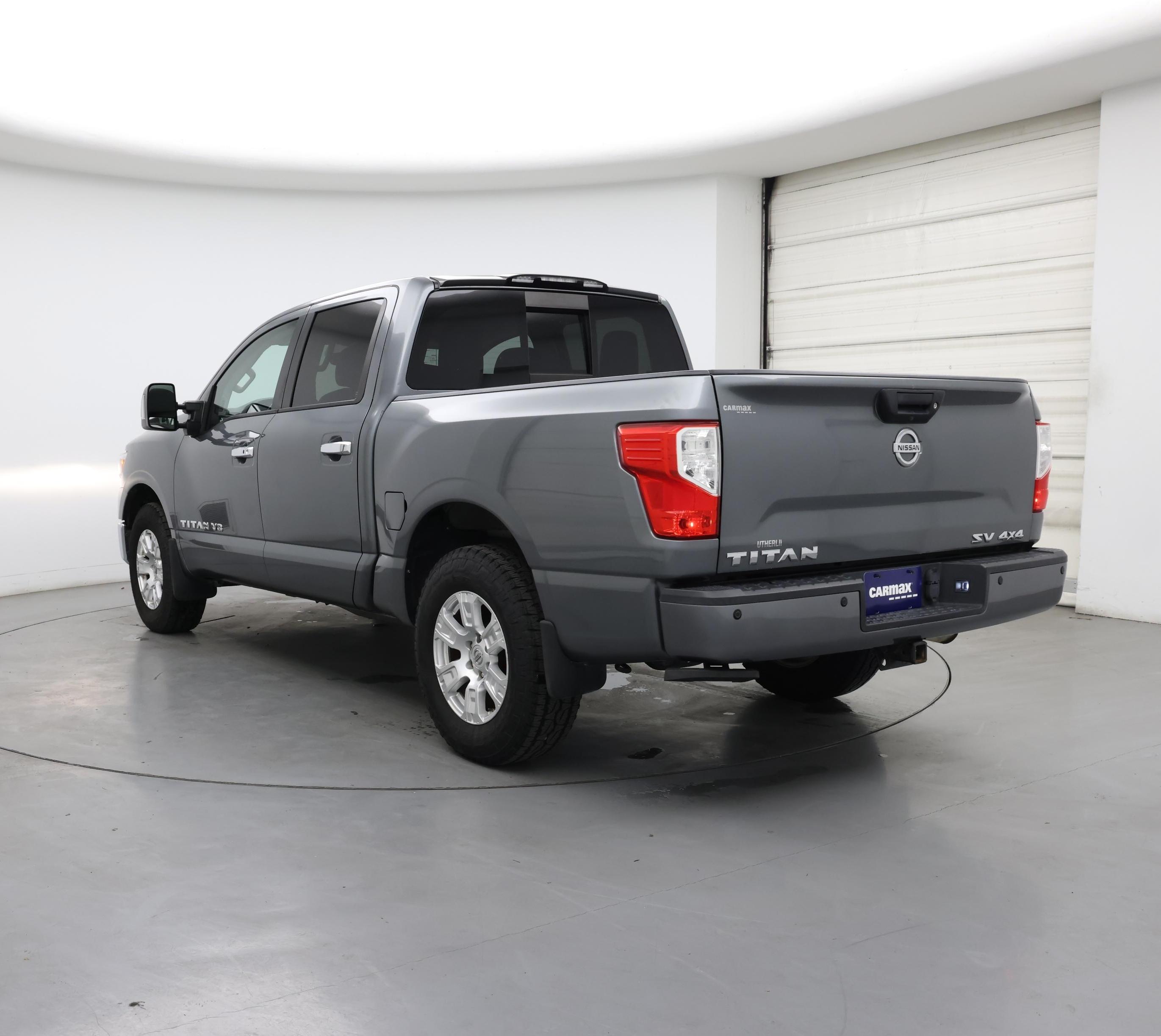 Thumbnail: 2018 Nissan Titan - 2