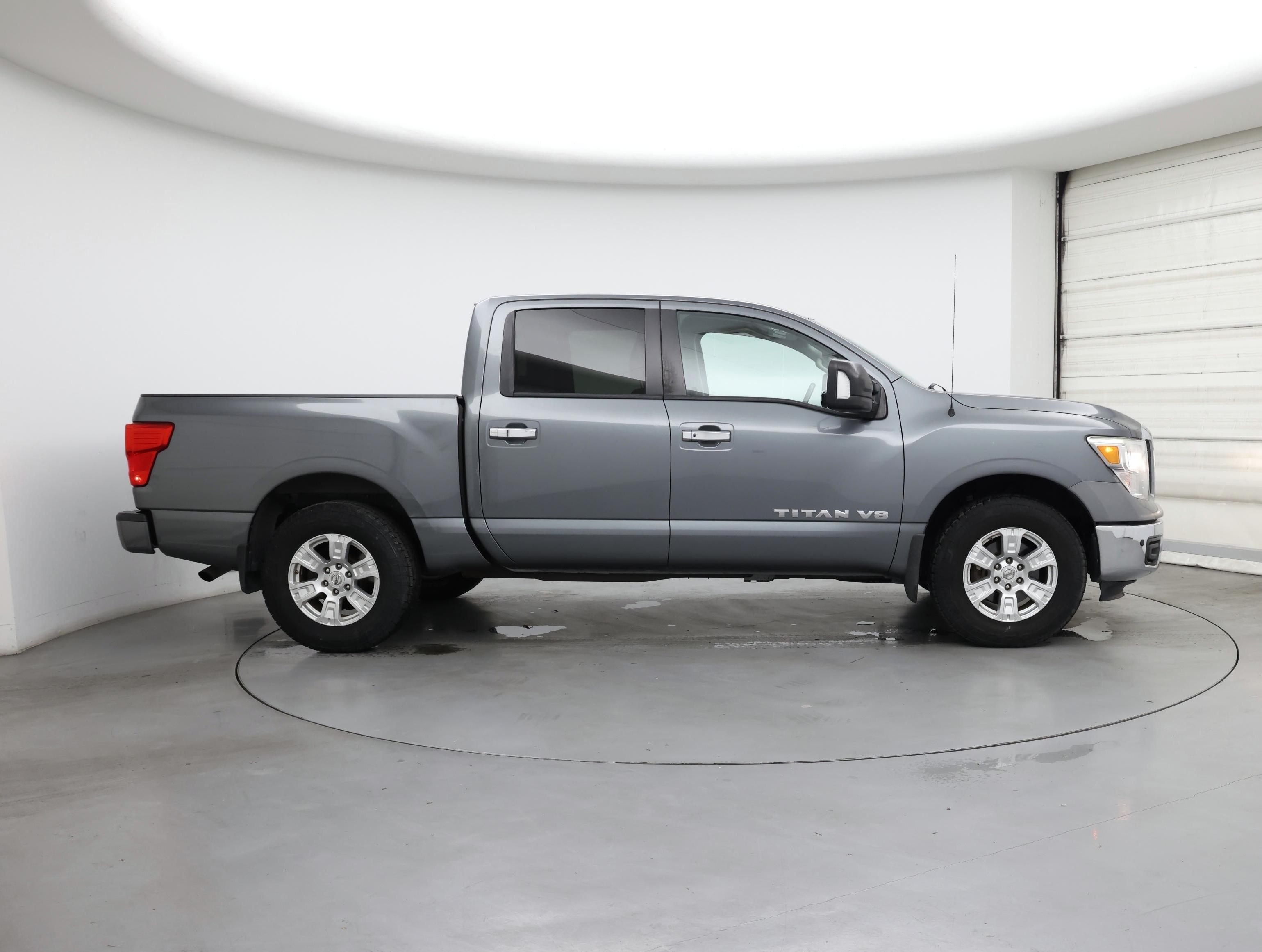 Thumbnail: 2018 Nissan Titan - 7