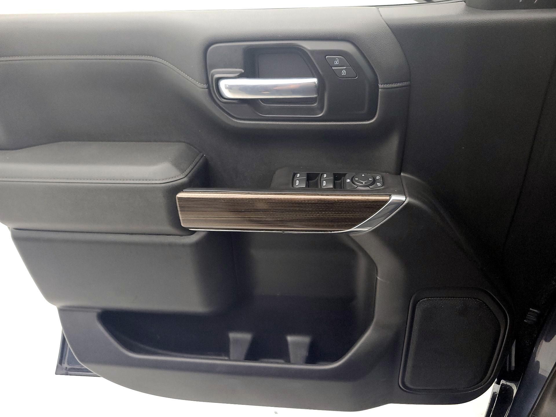 Thumbnail: 2021 Chevrolet Silverado 1500 - 12