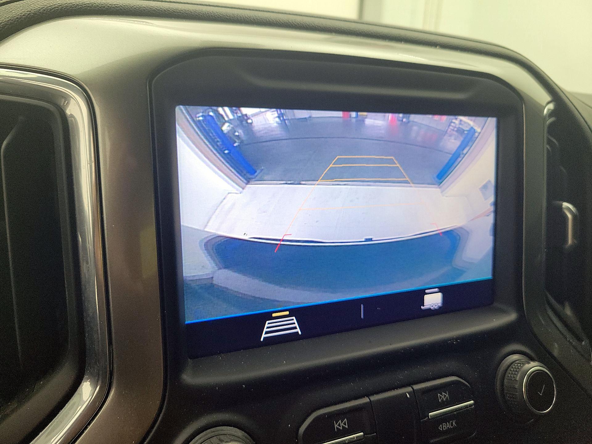 Thumbnail: 2021 Chevrolet Silverado 1500 - 14