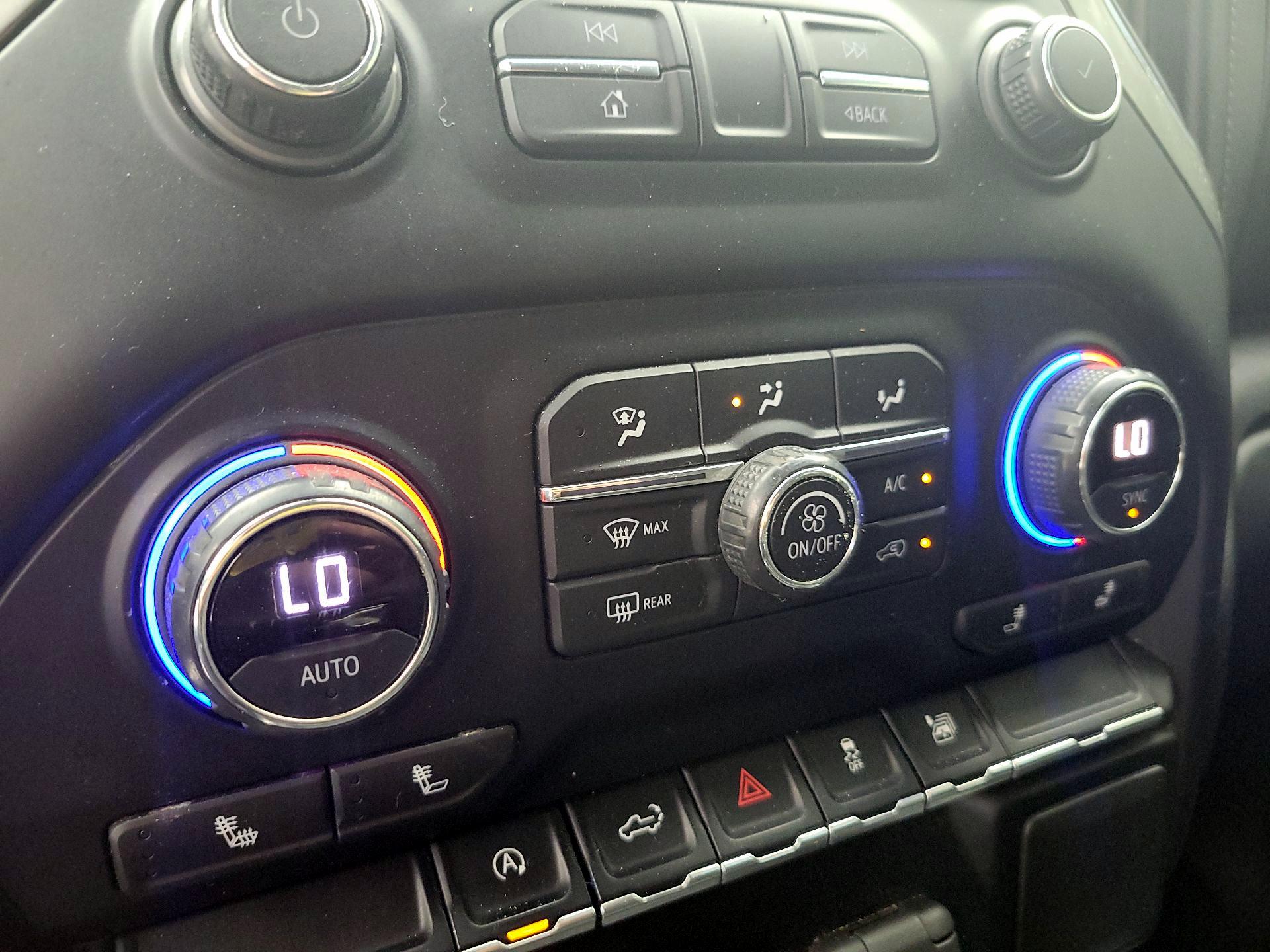 Thumbnail: 2021 Chevrolet Silverado 1500 - 16