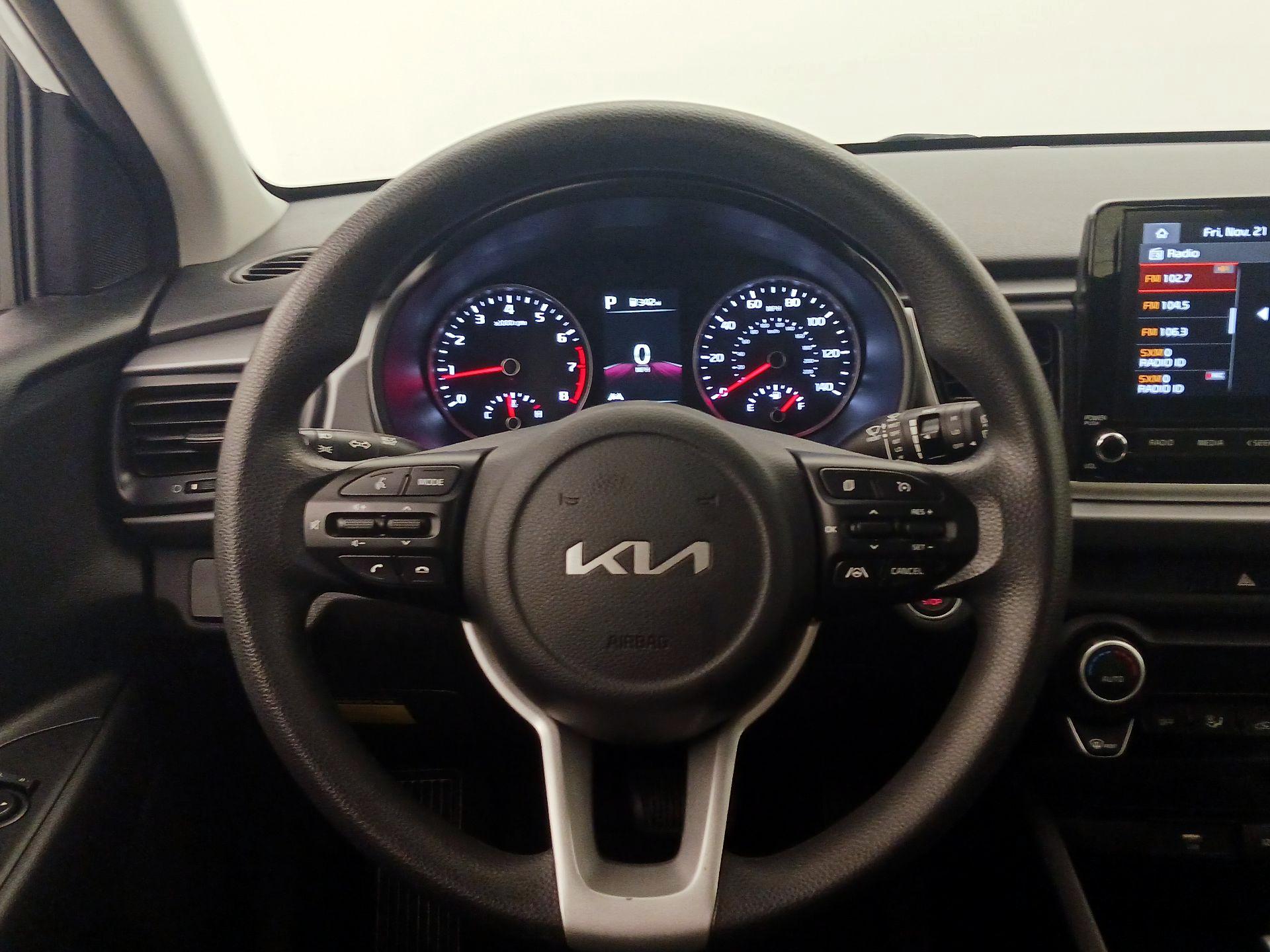 Thumbnail: 2023 Kia Rio - 10