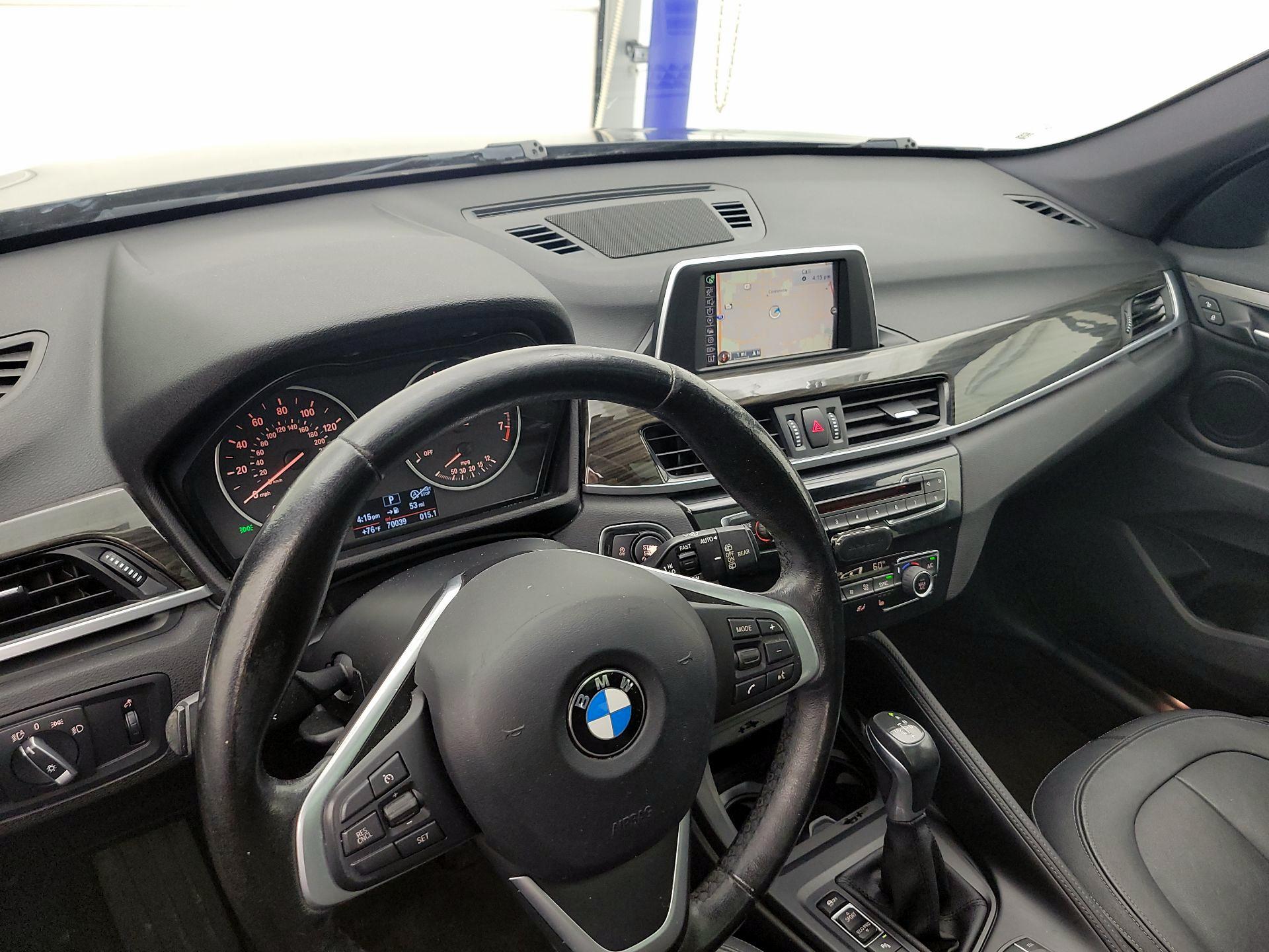 Thumbnail: 2017 BMW X1 - 9