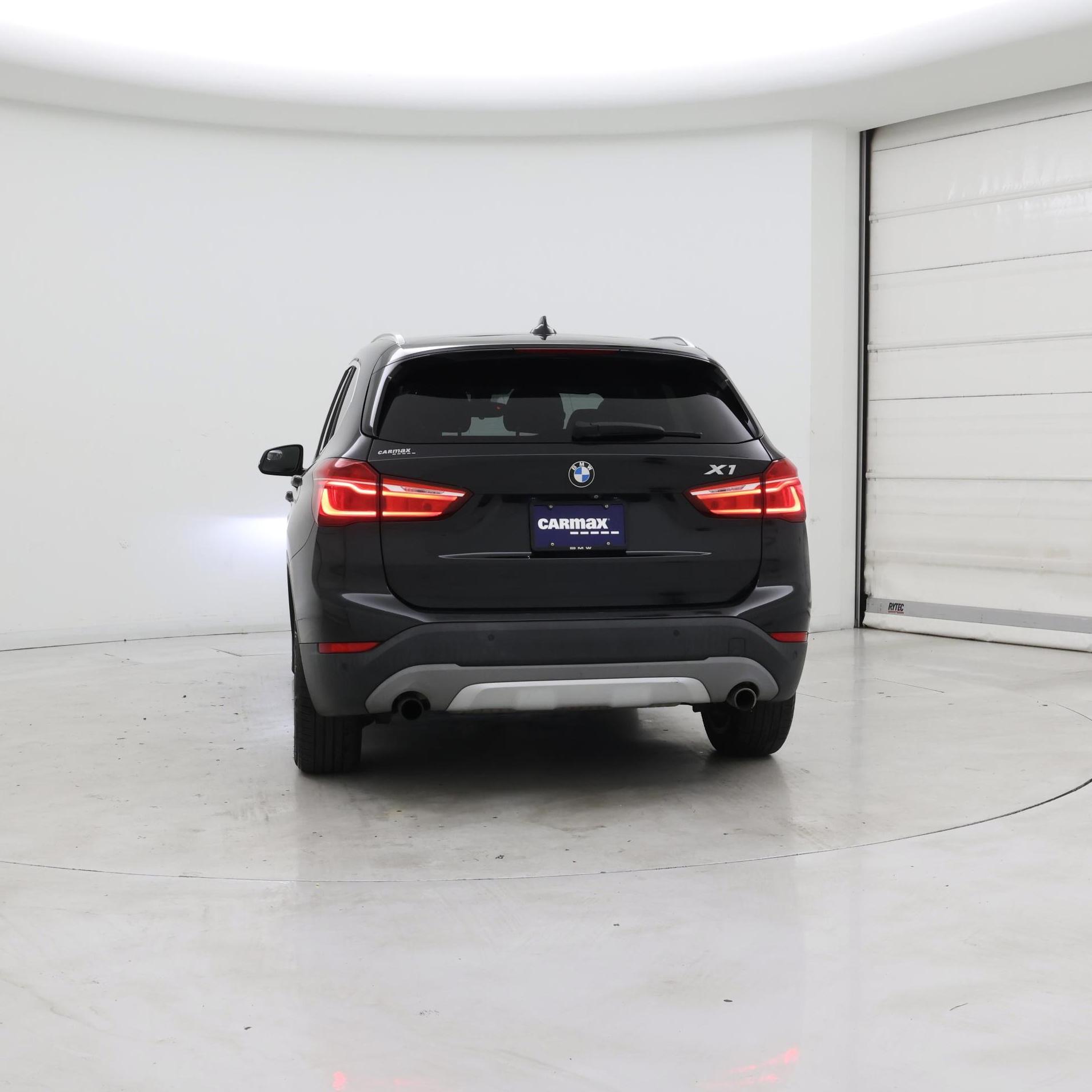 Thumbnail: 2017 BMW X1 - 6