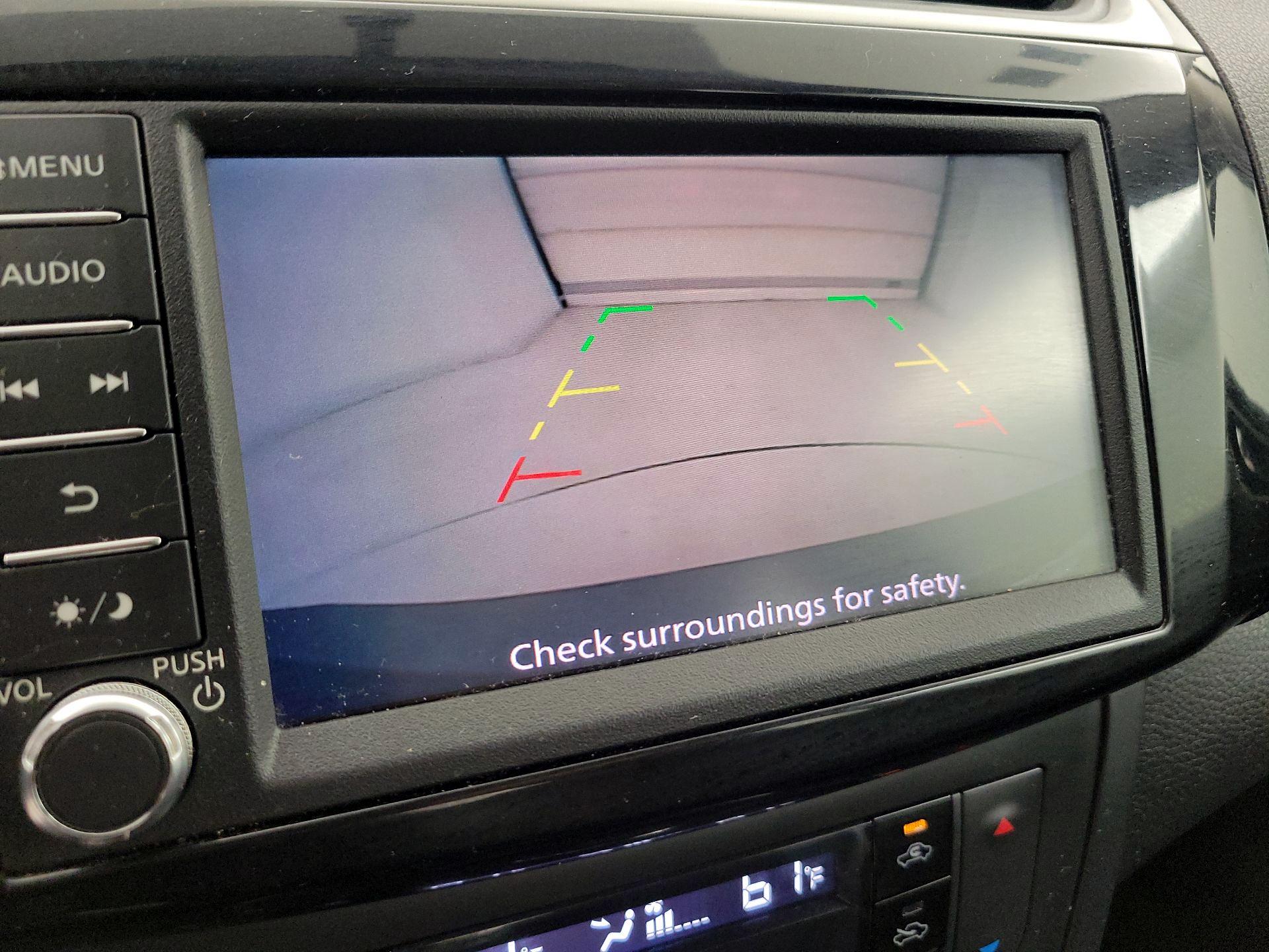 Thumbnail: 2019 Nissan Sentra - 14