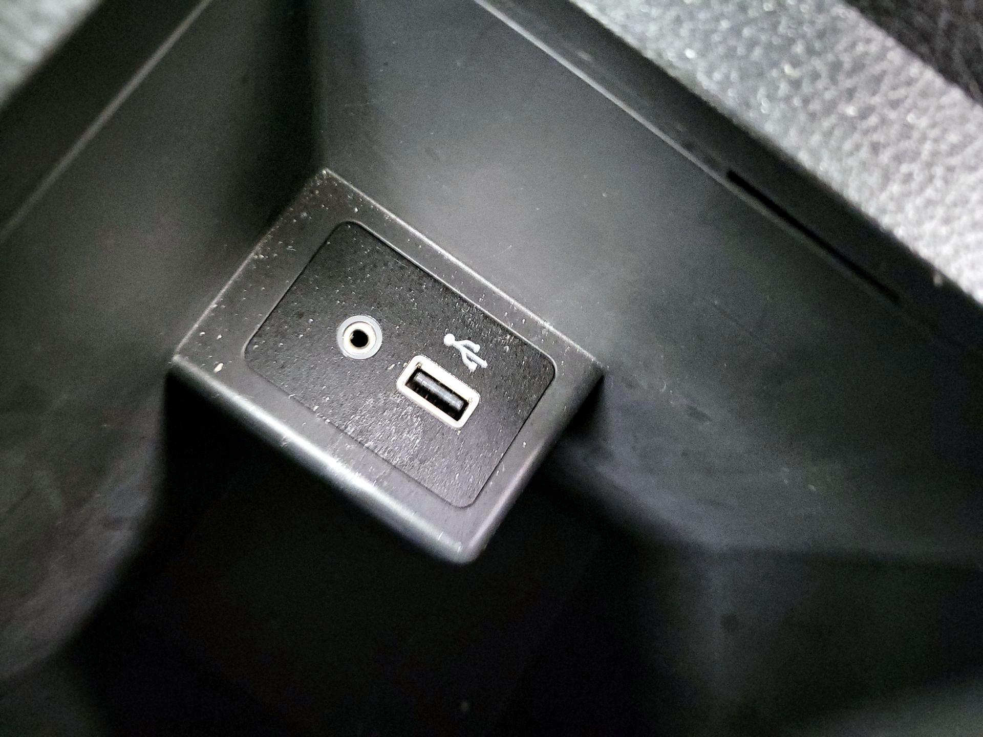 Thumbnail: 2019 Nissan Sentra - 18