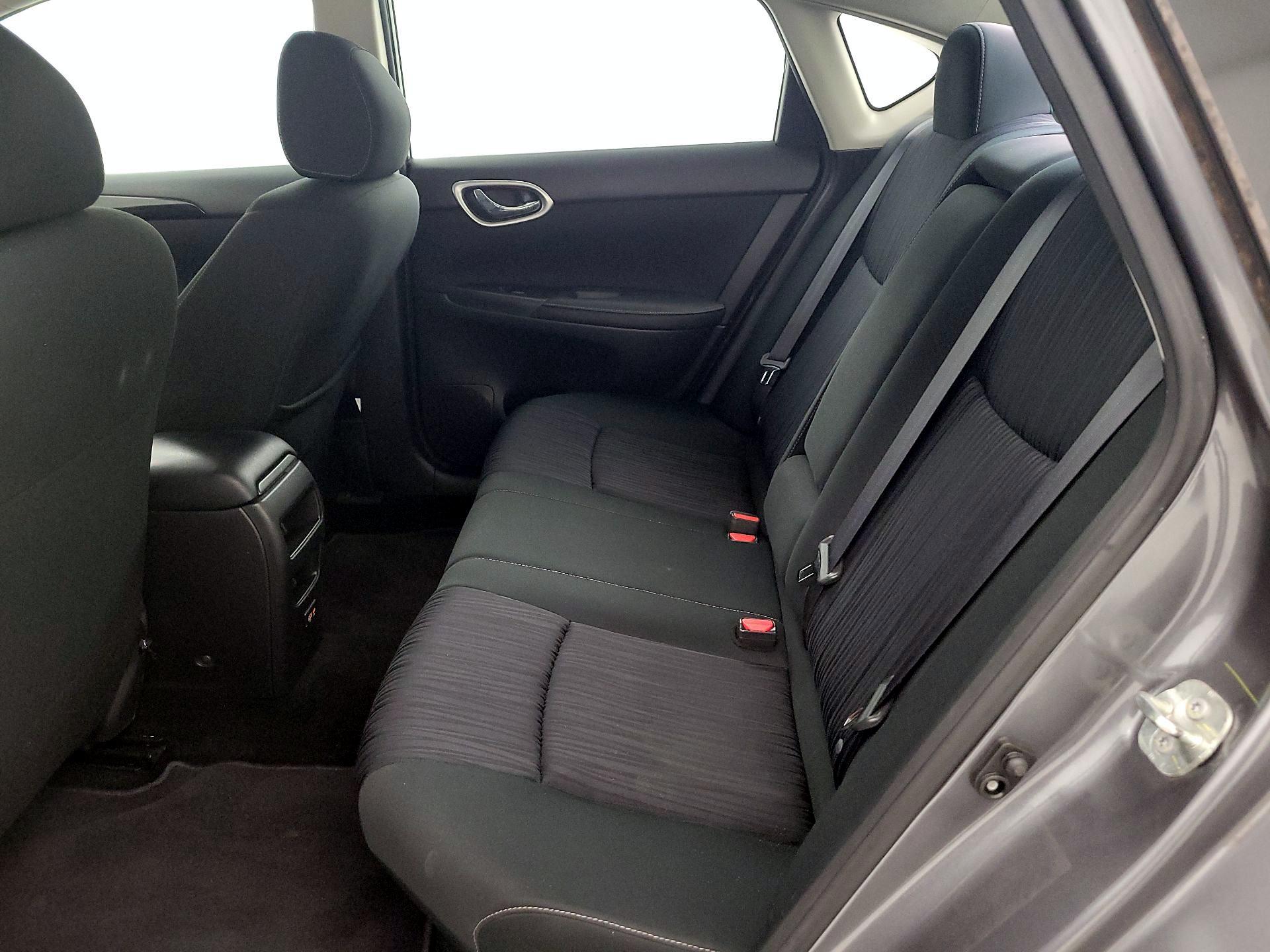 Thumbnail: 2019 Nissan Sentra - 19