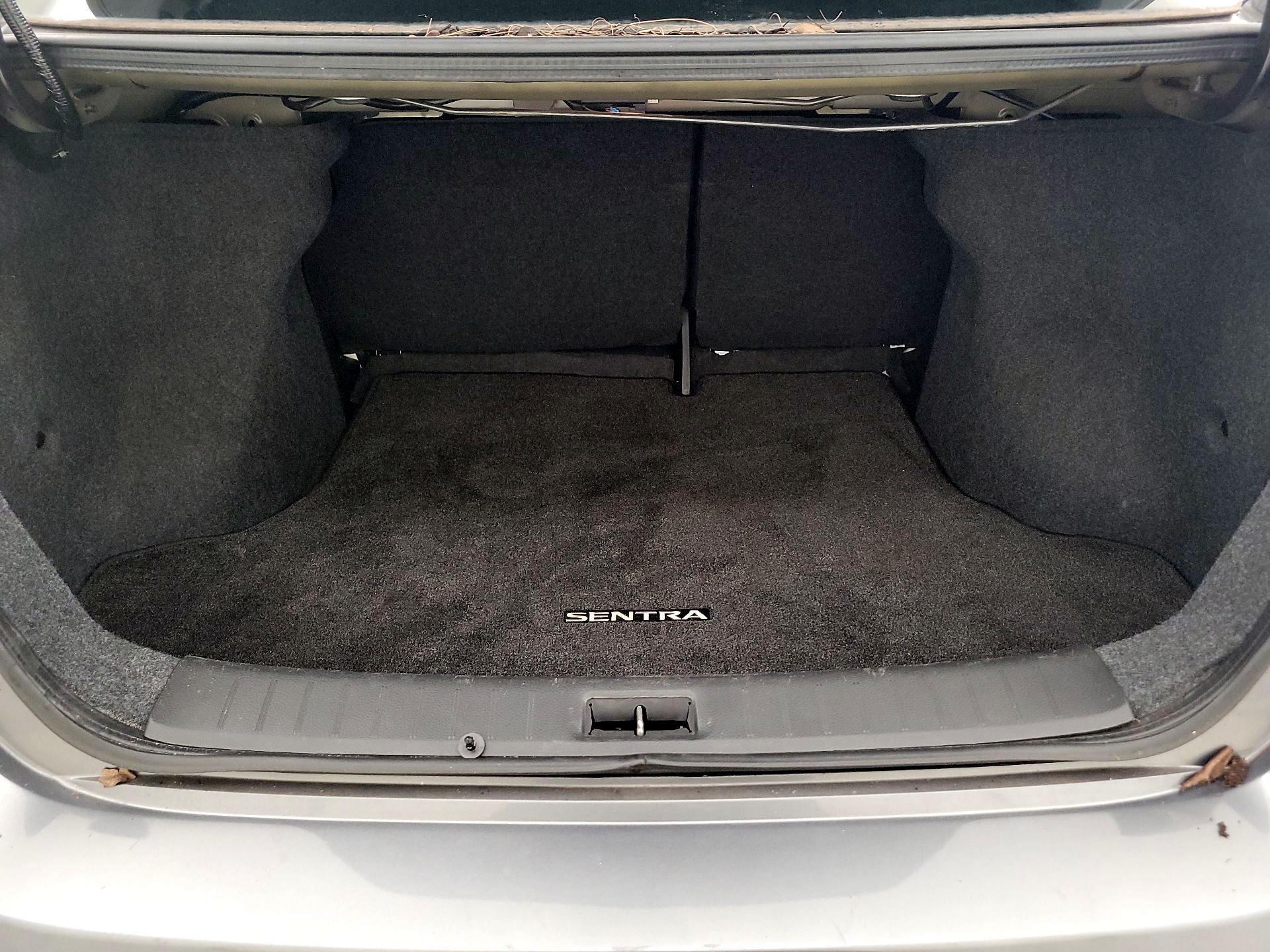 Thumbnail: 2019 Nissan Sentra - 20