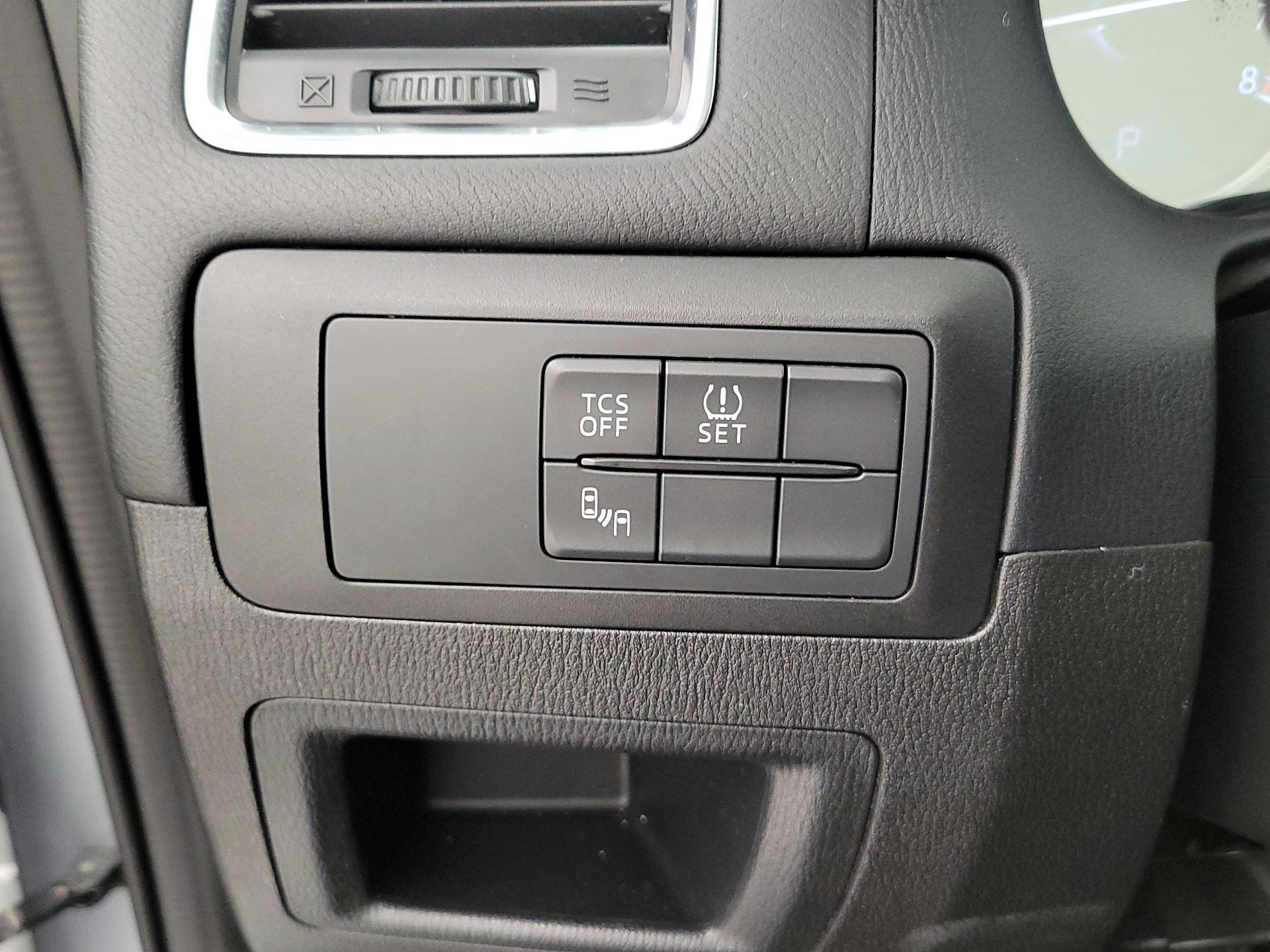 Thumbnail: 2016 Mazda CX-5 - 13