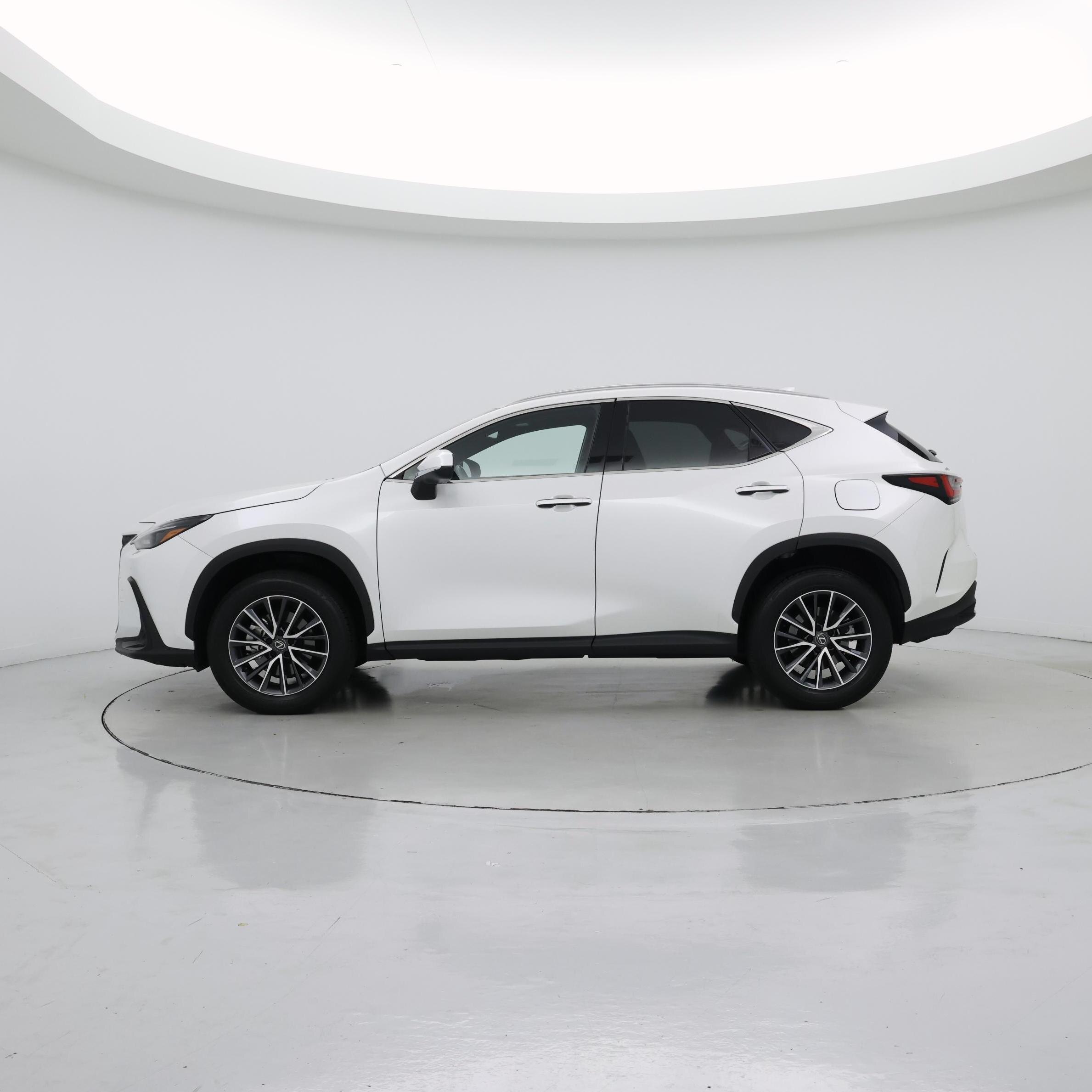 Thumbnail: 2024 Lexus NX - 3