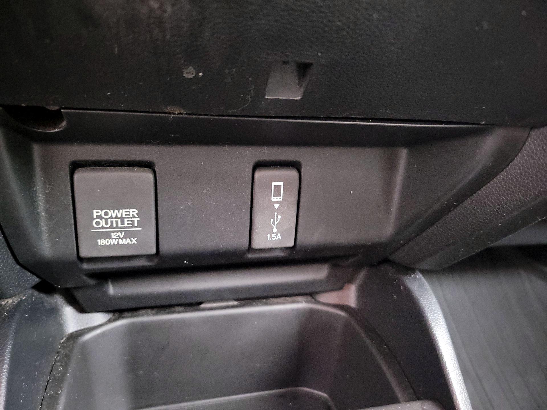 Thumbnail: 2018 Honda Fit - 18