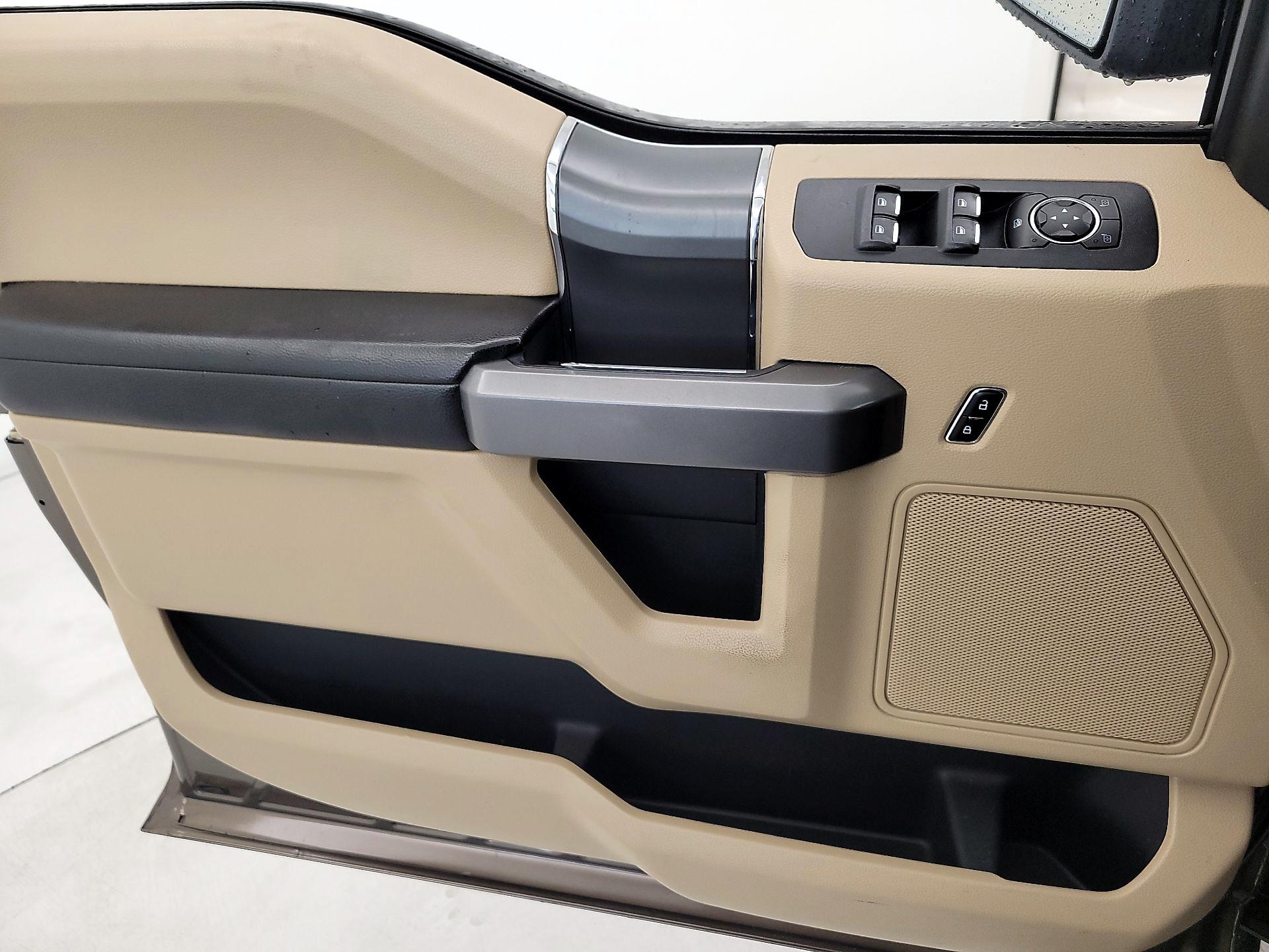 Thumbnail: 2015 Ford F-150 - 12